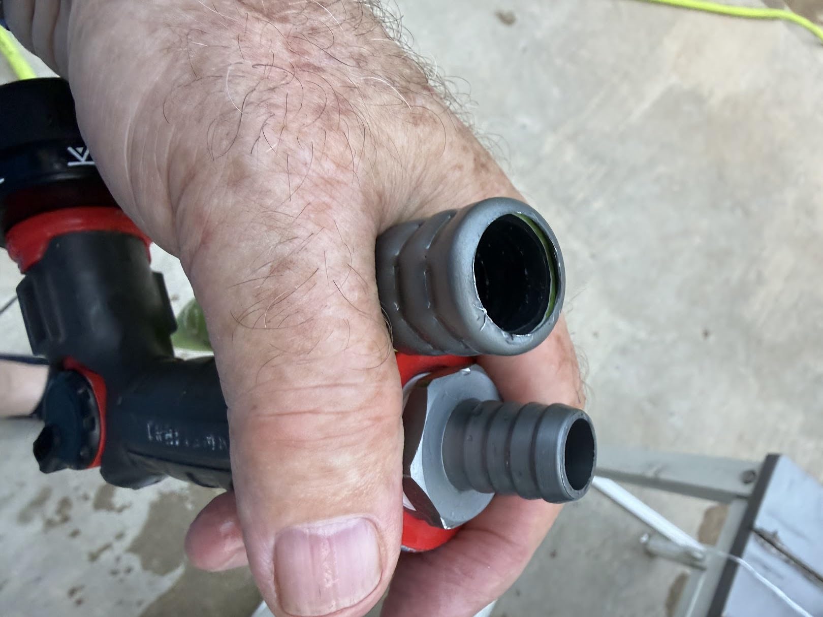 Flexzilla Garden Hose 5/8 in. x 50 ft., Lightweight All-Weather Water Hose, Durable and Flexible, Leak-Free Connections customer photo 2
