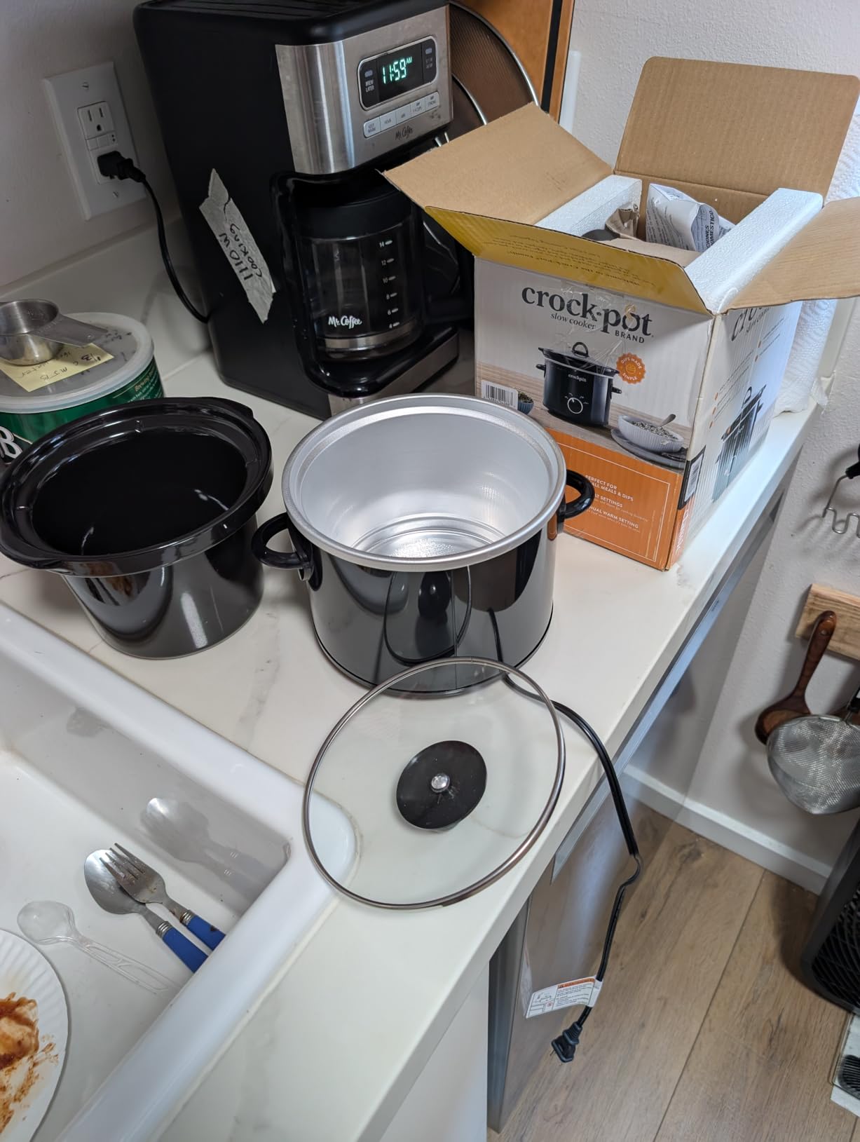 Crock-Pot 3-Quart Manual Slow Cooker, Serves 3+ People, Great for Small Meals, Dips, & Sides; Removable Stoneware is Oven & Dishwasher-Safe, Stainless Steel customer photo 1