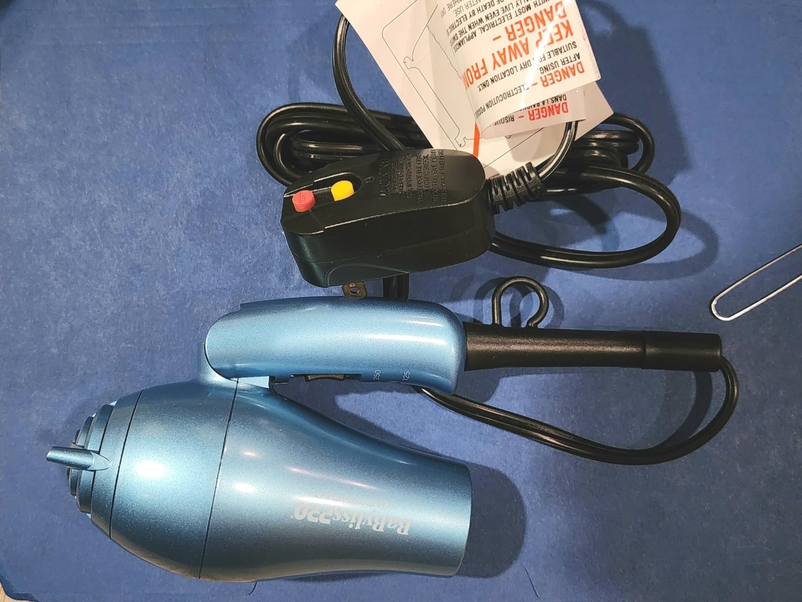 BaBylissPRO Nano Titanium Travel Hair Dryer, 1000 Watt Professional Blow Dryer with Concentrator Nozzle, Foldable Handle, Dual Voltage customer photo 2