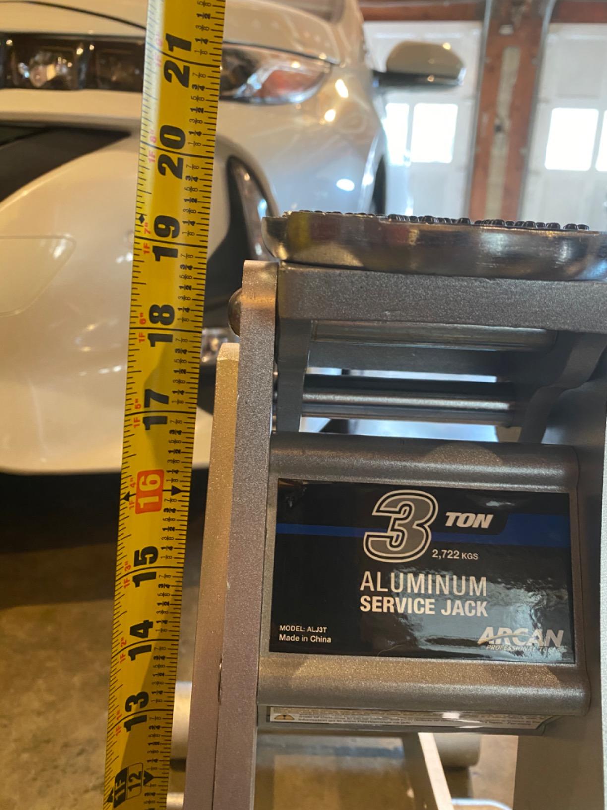 ARCAN 3-Ton Aluminum Low Profile Floor Jack, Model A20019 customer photo 1