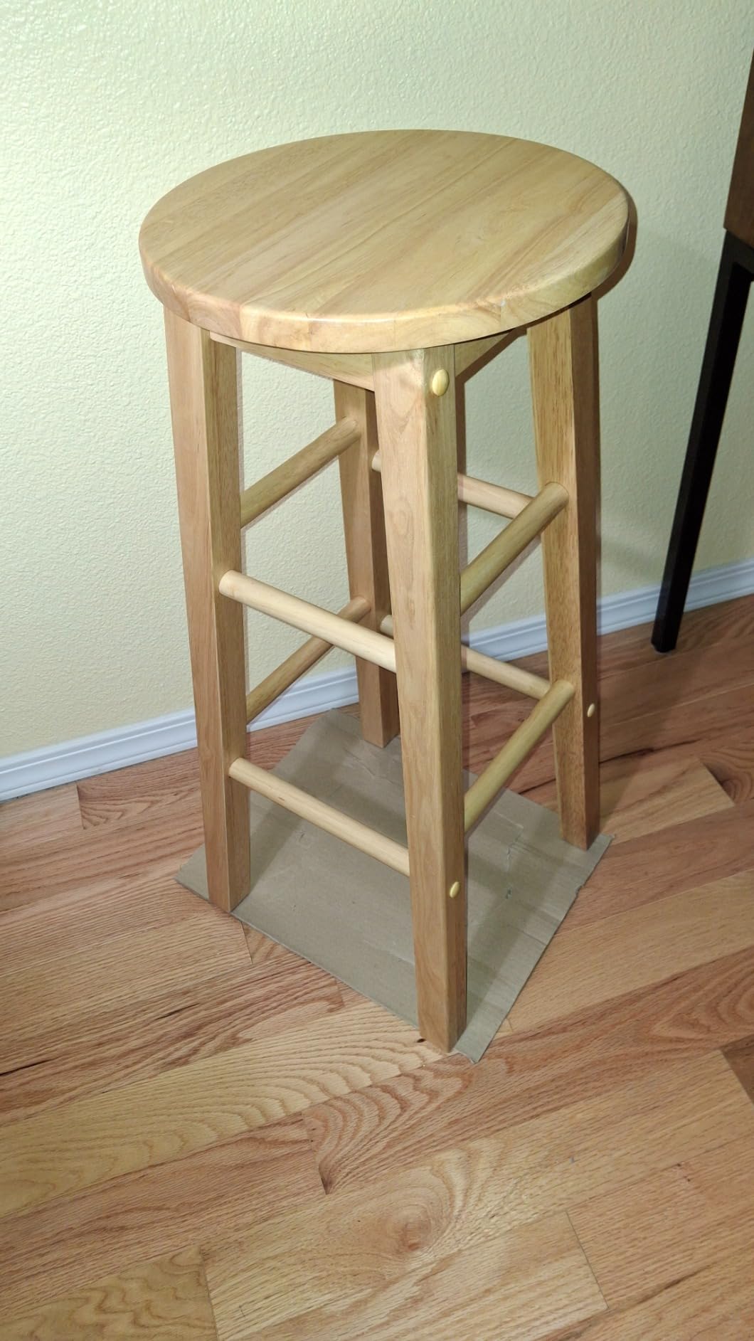 Linon Natural Barstool with Round Seat, 24-Inch customer photo 2