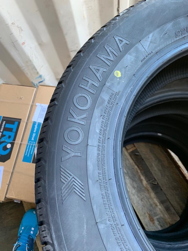 Yokohama AVID Touring-S Tire - 215/70R16 99T SL | Passenger Touring All Season Traction 99T Rated Standard Load Radial Construction Black Sidewall Tire customer photo 2