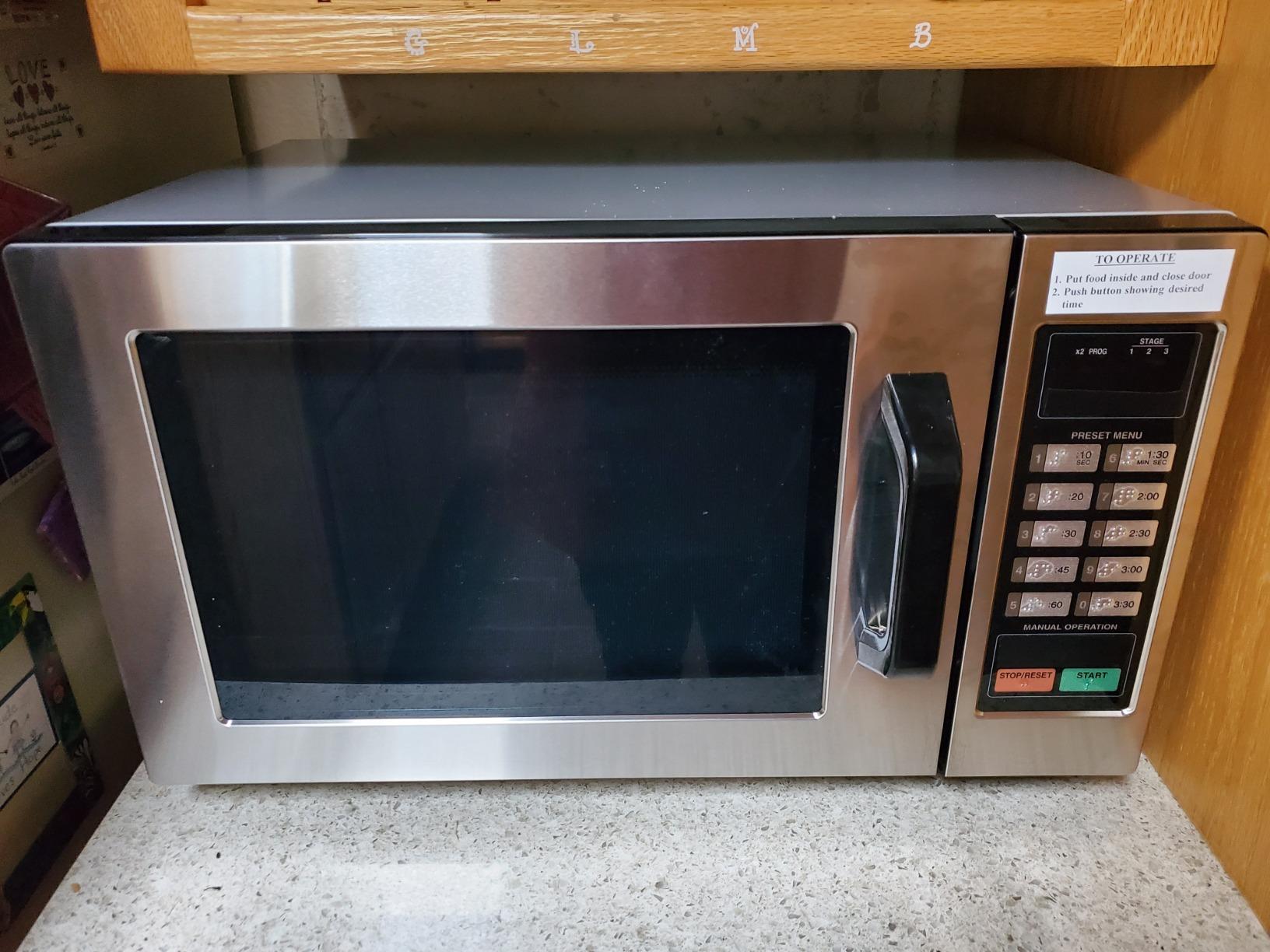 Panasonic NE-1054F Compact Light-Duty Countertop Commercial Microwave Oven with 10 Programmable Memory and Touch Screen Control, 1000W, 0.8 Cu. Ft, Stainless Steel customer photo 1