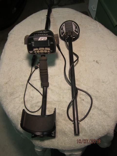 Garrett AT Pro Metal Detector - Made in the USA - Waterproof to 10ft, Proportional Audio, Iron Audio, Fast Recovery, Digital Target ID, Includes MS-2 Headphones customer photo 2