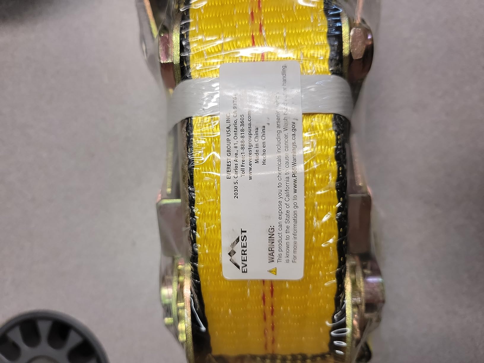 Everest - S1022 Premium Ratchet Tie Down 1 PK 2 IN. X 27 FT 3333 LBS. Working Load 10000 LBS. Break Strength Flat-Hook Cargo Straps - Moving Appliances and Equipment - Vibrant Everest Yellow customer photo 2