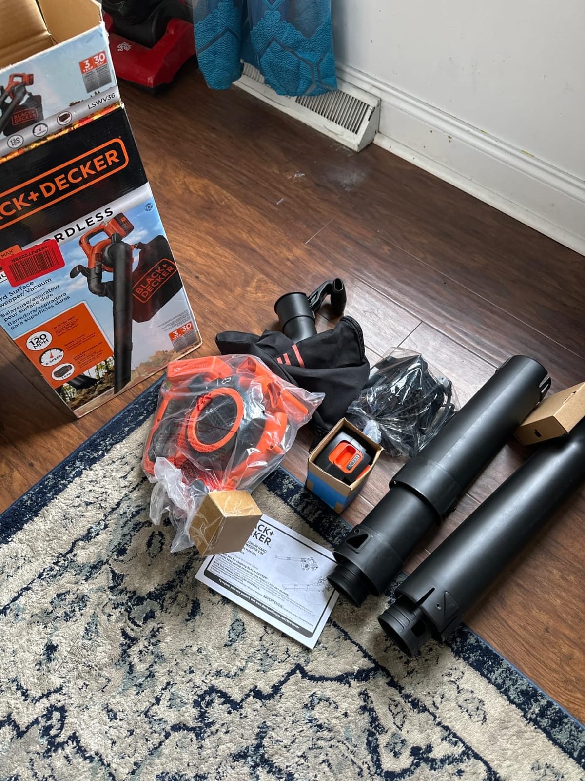 BLACK+DECKER Leaf Blower Cordless Leaf Vacuum and Mulcher Combo Kit, Battery and Charger Included, 40V 120 mph Air Speed, 6-Speed Dial, Built-in Scraper with Collection Bag (LSWV36) customer photo 2