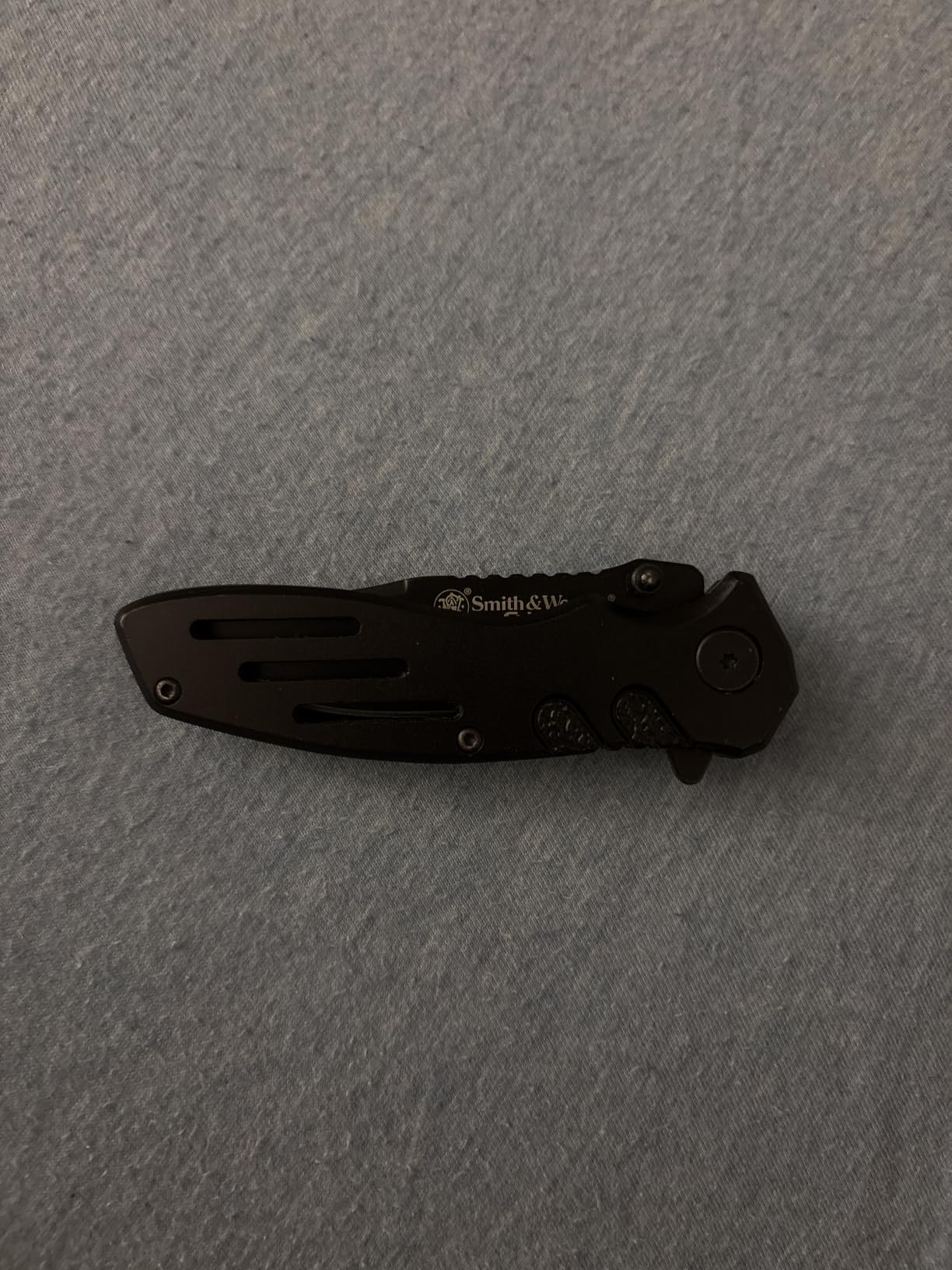 Smith & Wesson Accessories Extreme Ops SWA24S 7.1in S.S. Folding Knife with 3.1in Serrated Clip Point Blade and Aluminum Handle for Outdoor customer photo 2