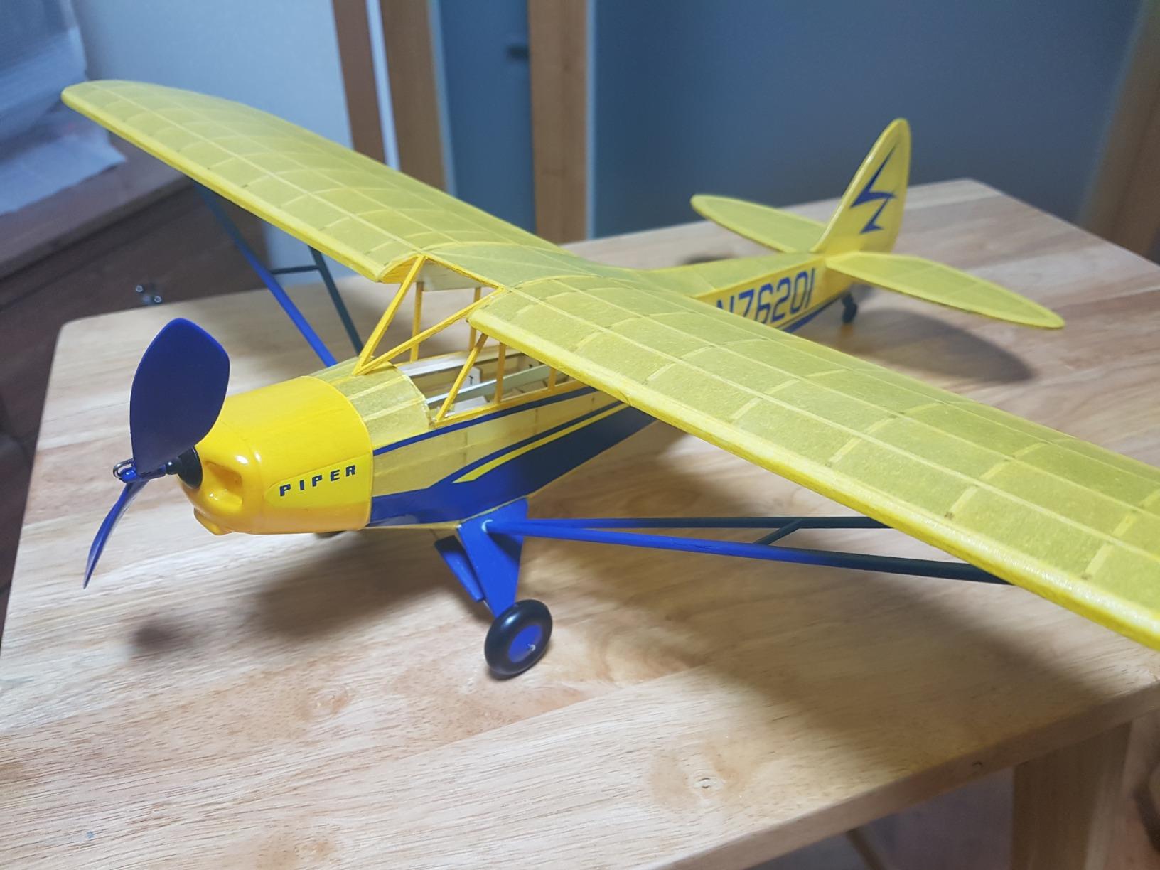 Guillow's Piper Super Cub 95 Laser Cut Model Kit Blue, Small customer photo 2