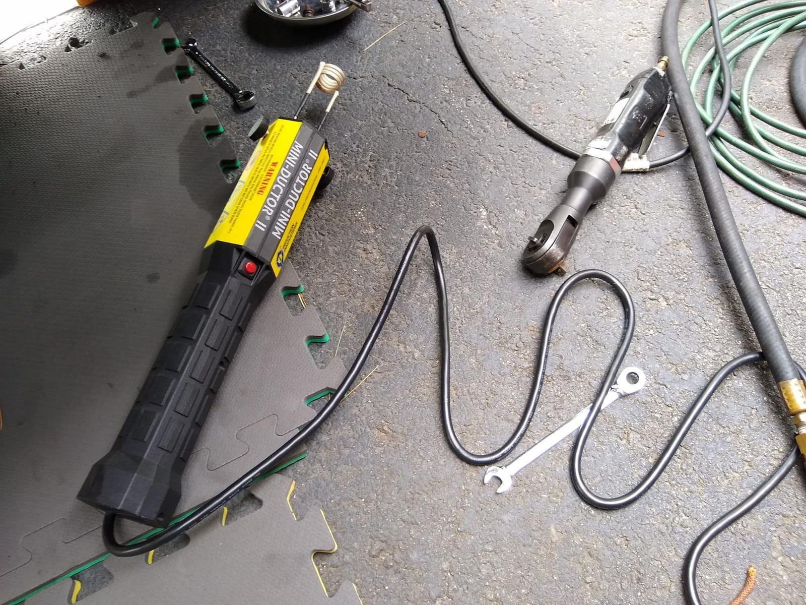 The Original Mini-Ductor II (MD-700) - Handheld Induction Heater with 3 Basic Coils, Rugged Carrier Case & Operations Manual to Safely Remove Nuts, Bolts, Bearings, & More customer photo 1