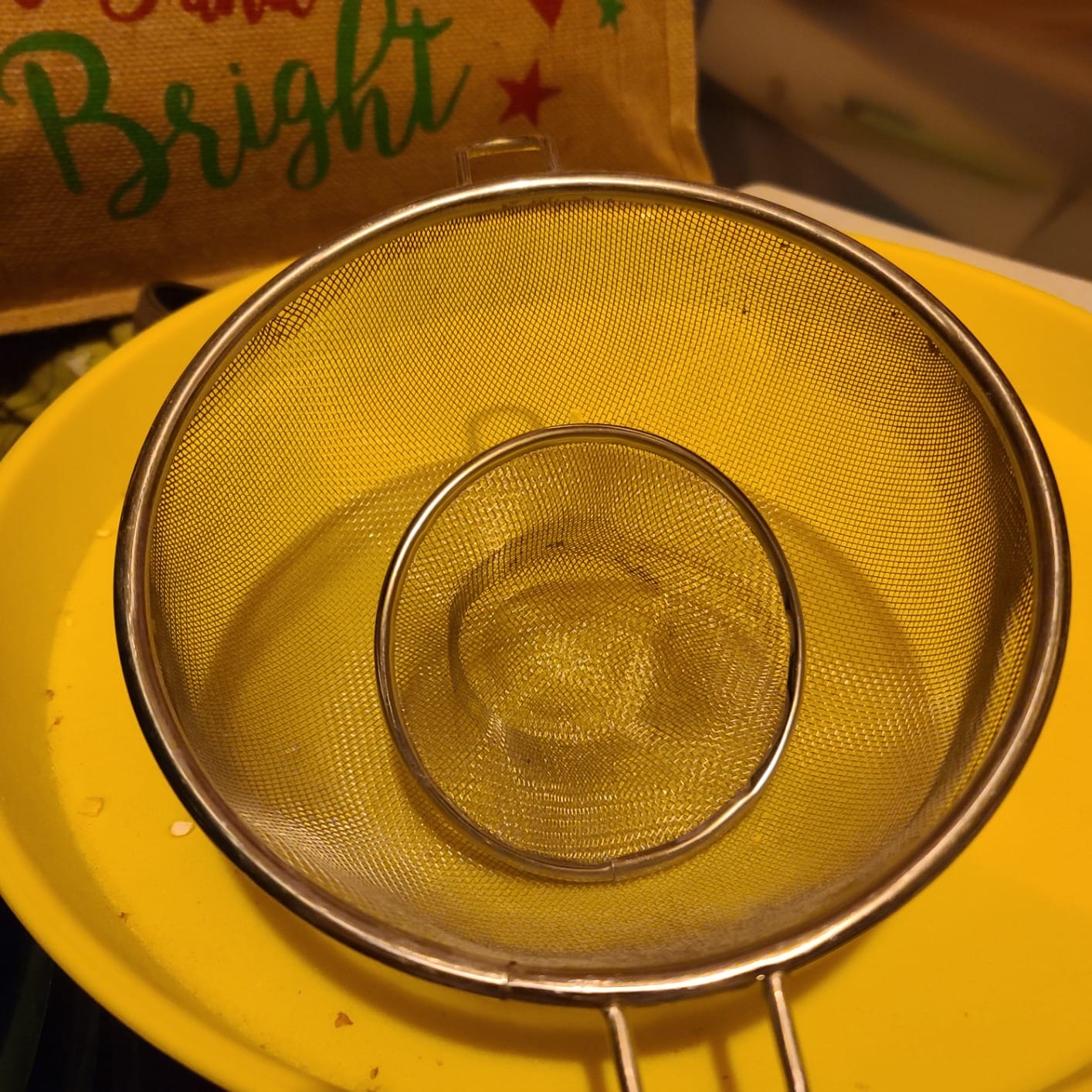 SE 13.25 Inch Wide Stackable Classifier Gold Prospecting Pan - 1/12 Inch Stainless Steel Mesh Sifting Pan, Green customer photo 1