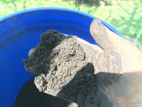 SE 13.25 Inch Wide Stackable Classifier Gold Prospecting Pan - 1/12 Inch Stainless Steel Mesh Sifting Pan, Green customer photo 2