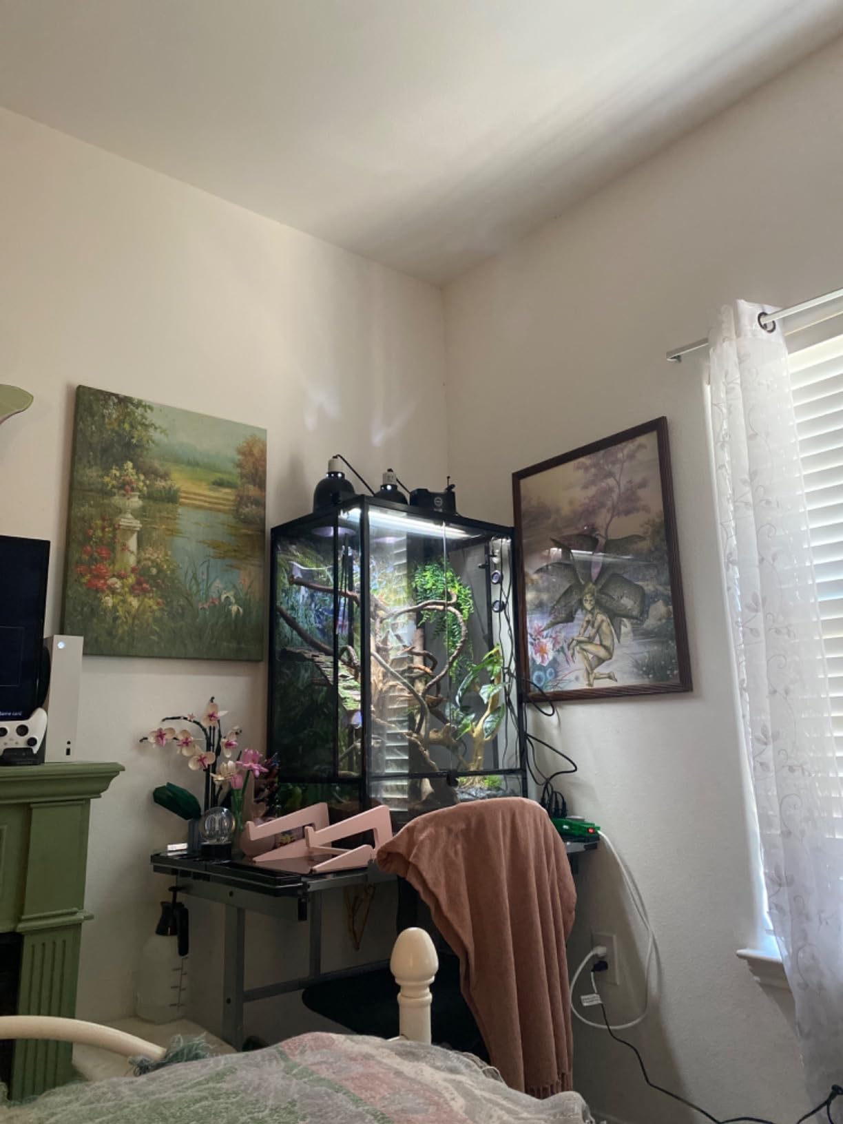 Reptisun T5 HO Terrarium Hood 24 Inch customer photo 2