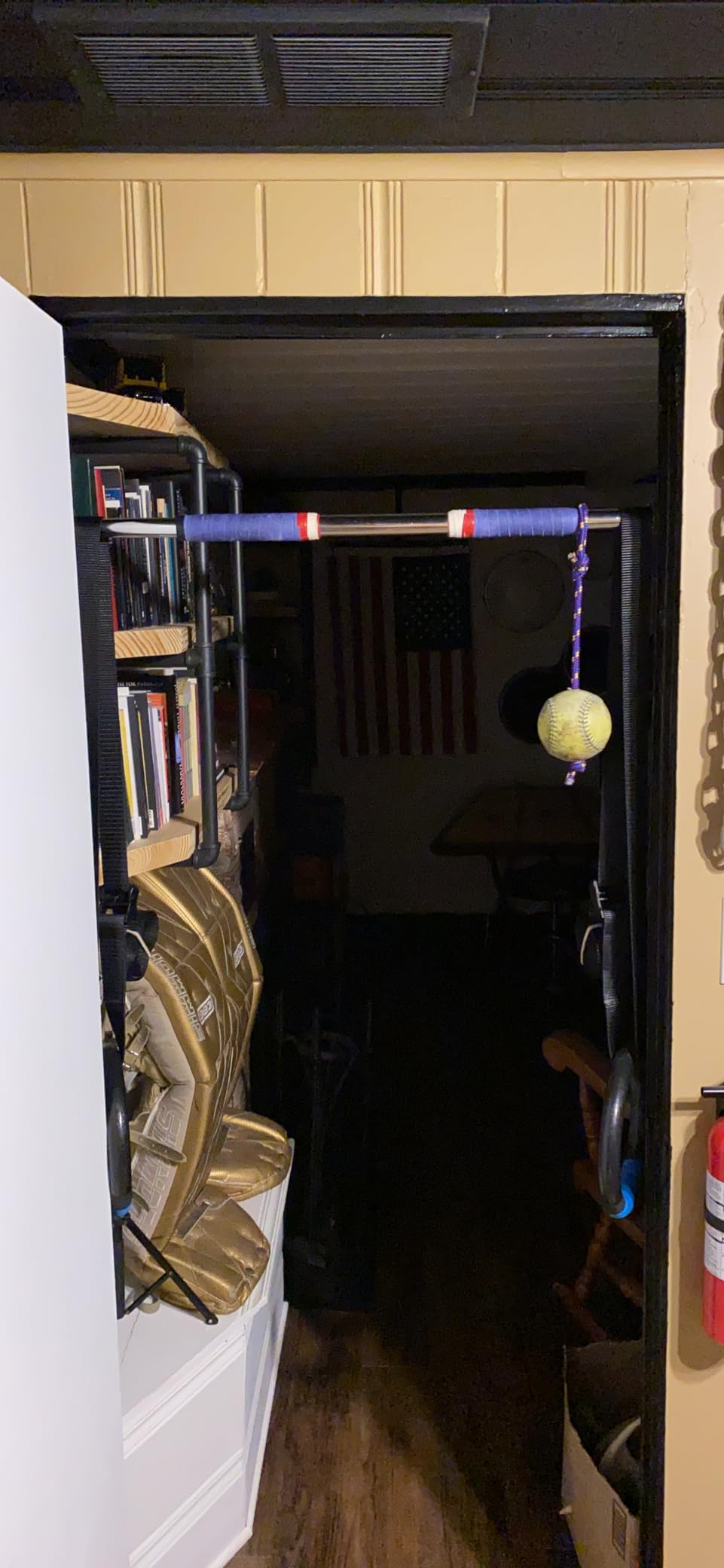 JFIT Deluxe Multi Exercise Doorway Pull-Up Bar with Comfort Grips, 40-Inch customer photo 1