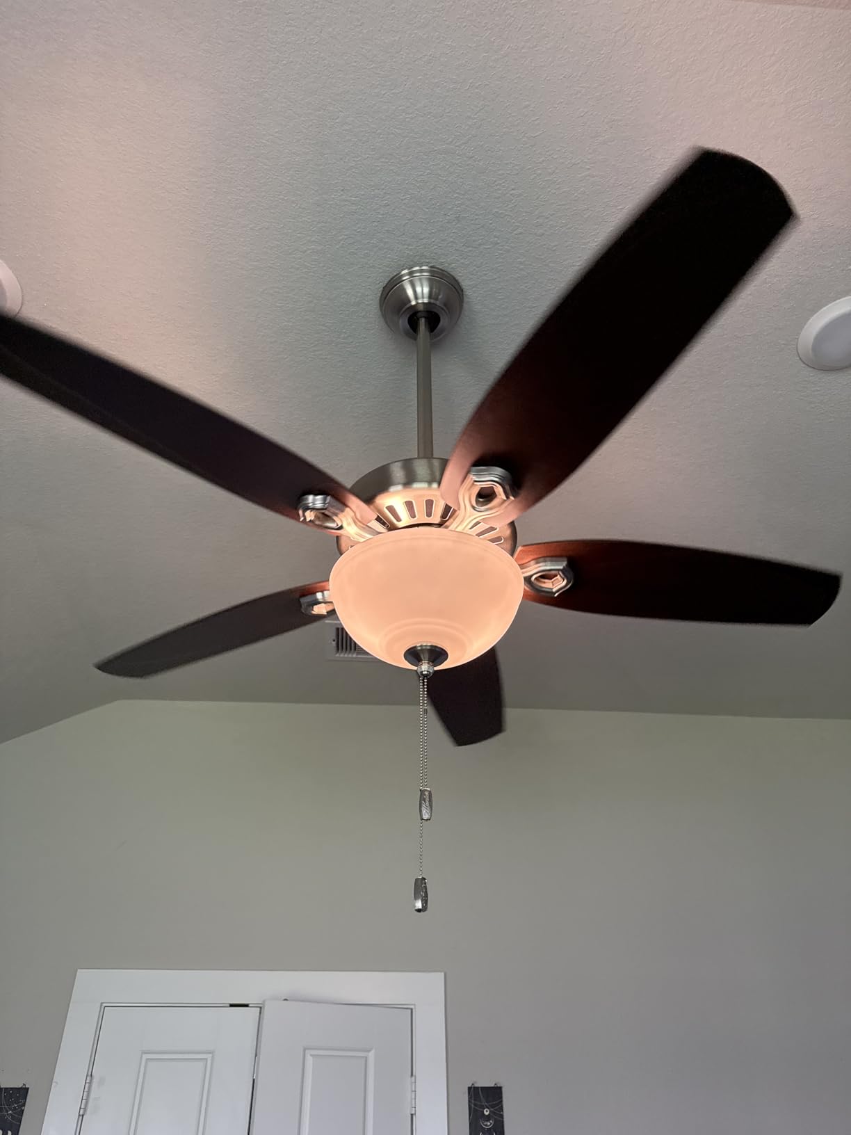 Hunter Builder Deluxe, Indoor, Ceiling Fan, Pull Chain, 52 inch, New Bronze | with LED Light, Standard Mount, 5 Blades, For Bedroom, Living Room, Includes Bulbs, 53091 customer photo 2