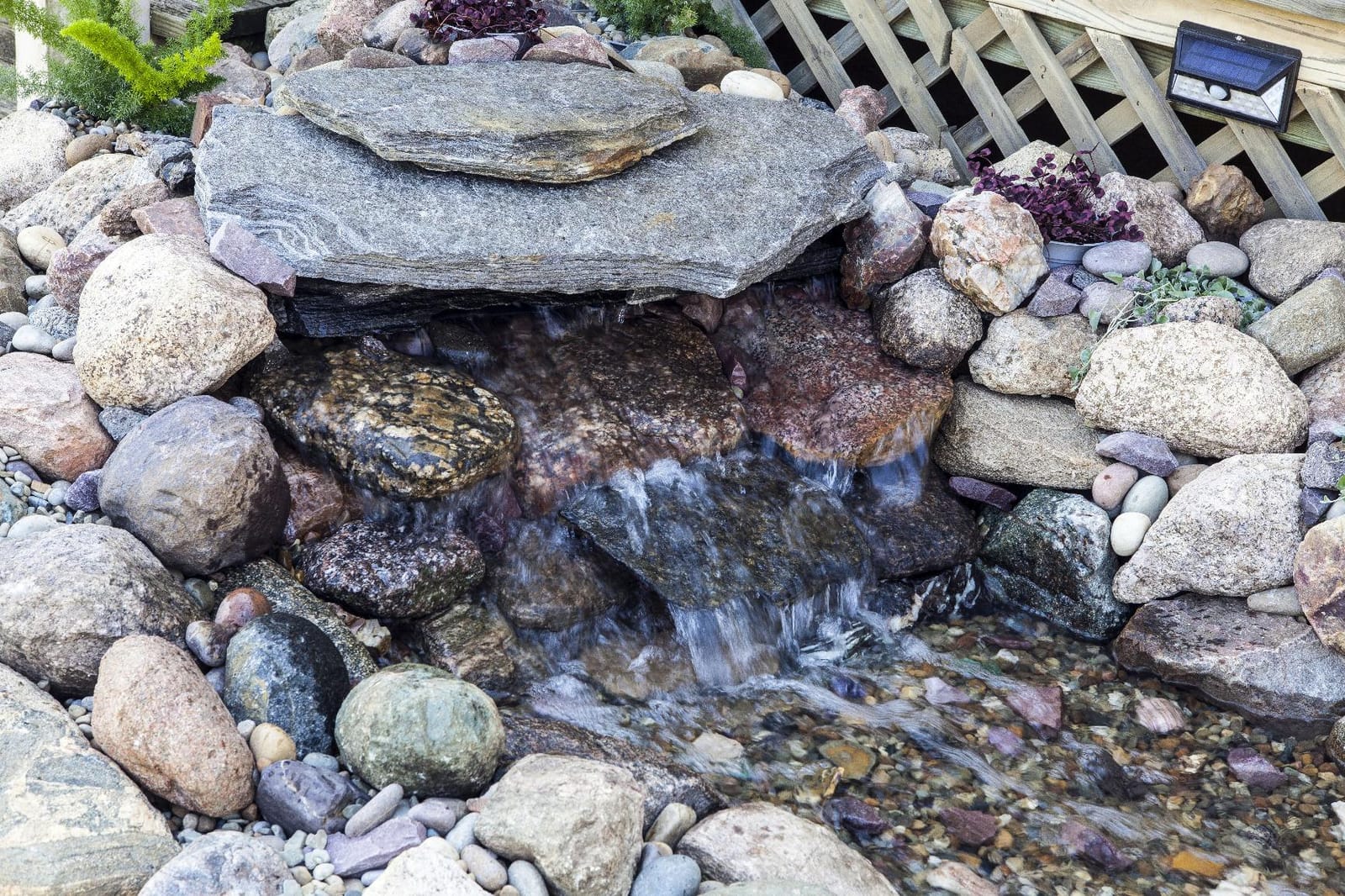 Savio Pond Free 6100 GPH Waterfall Kit MatrixBlox 10 x 30 Ft EPDM Liner | Custom kit, Waterfall Well, 31