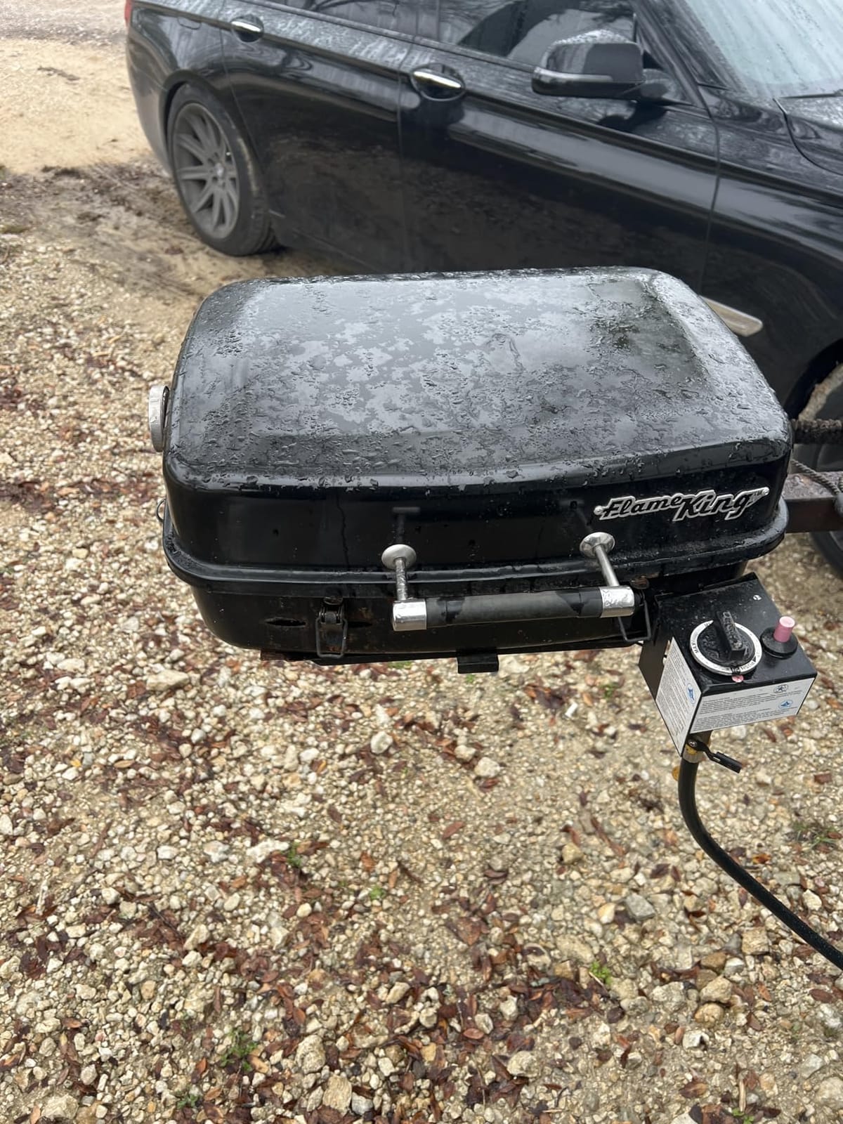 Flame King - YSNHT500 RV Or Trailer Mounted BBQ - Motorhome Gas Grill - 214 Sq Inch Cooking Surface - Adjustable Flame Controller, Black customer photo 1