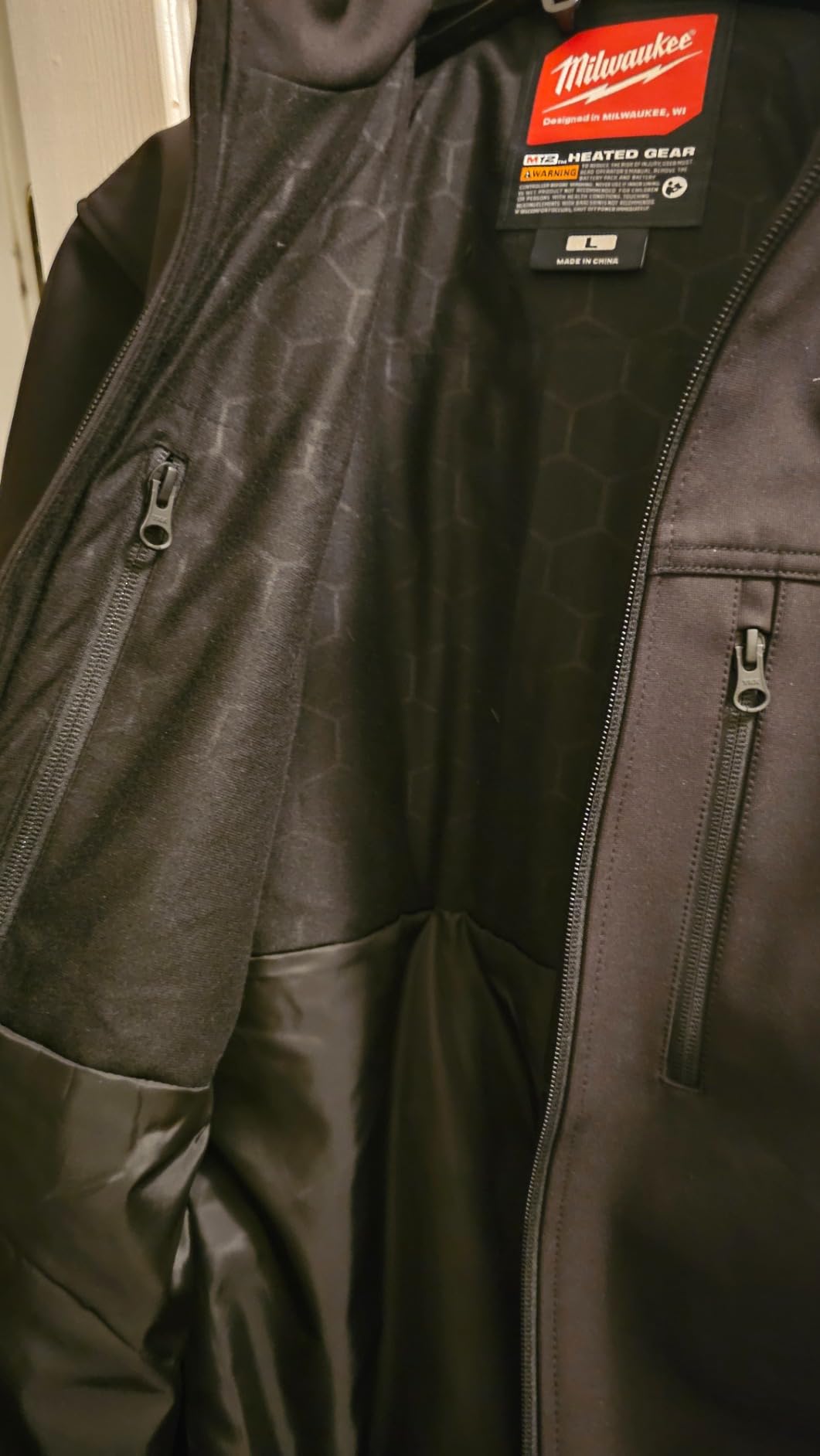 Milwaukee Unisex Modern Heated Jacket customer photo 2
