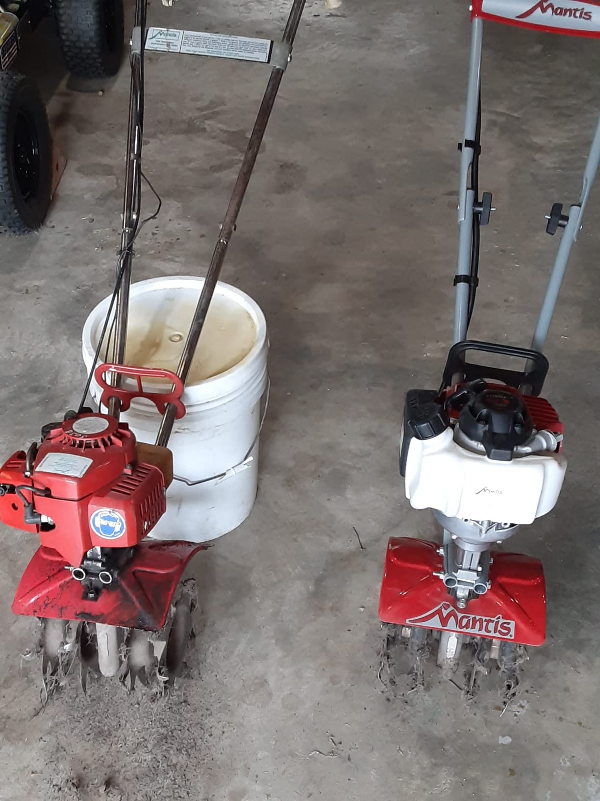 Mantis 7940 4-Cycle Tiller Cultivator Powered by Honda - Lightweight, Powerful and Compact - No Fuel Mix, Sure-Grip Handles - Built To Be Durable and Dependable customer photo 2