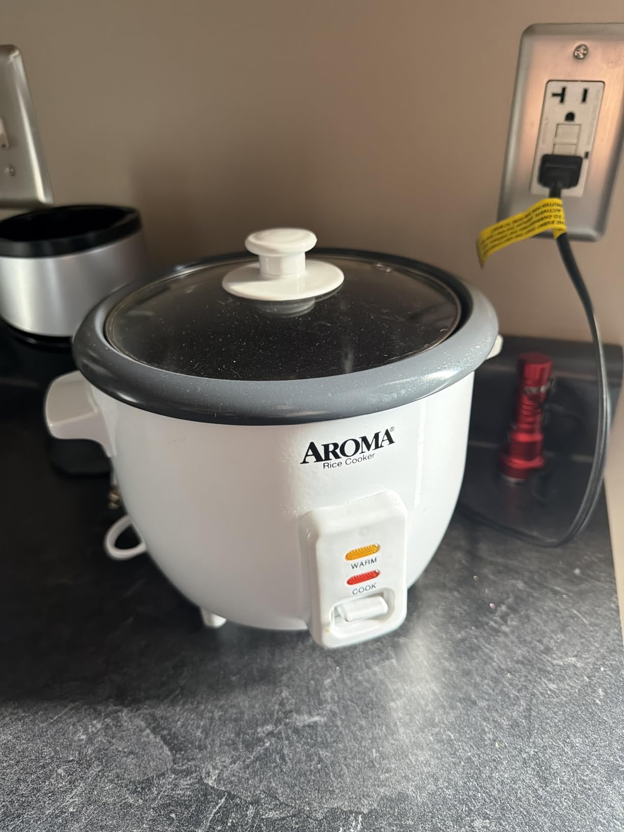 AROMA Rice Cooker, 3-Cup (Uncooked) / 6-Cup (Cooked), Small Rice Cooker, Oatmeal Cooker, Soup Maker, Auto Keep Warm, 1.5 Qt, White, ARC-363NG customer photo 1