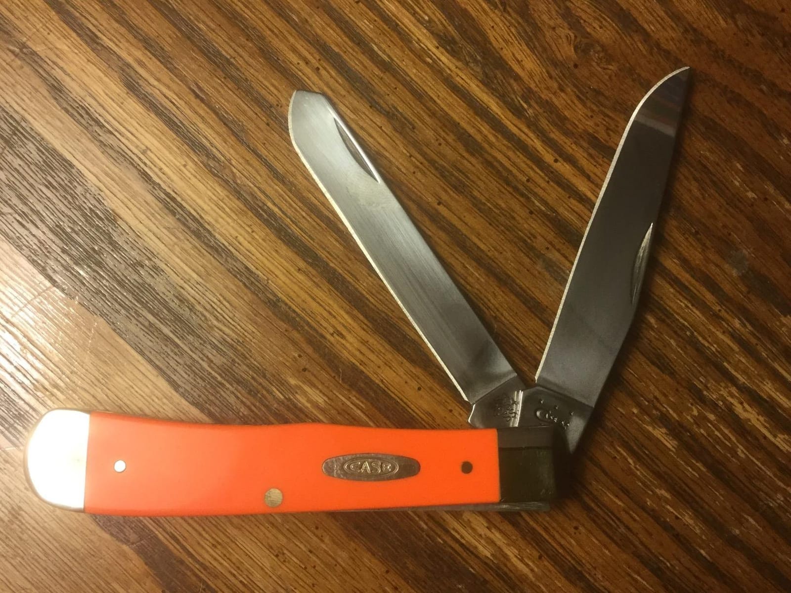 Case XX WR Pocket Knife Orange Synthetic Trapper Item #80500 - (4254 SS) - Length Closed: 4 1/8 Inches customer photo 2