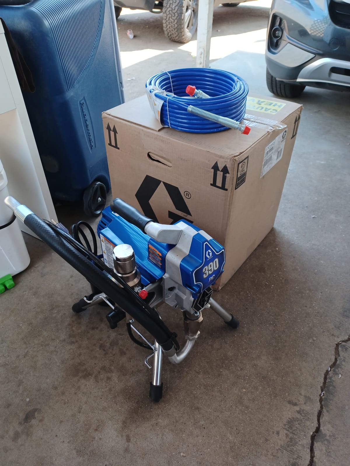 Graco 17C310 390 PC Electric Airless Sprayer customer photo 1