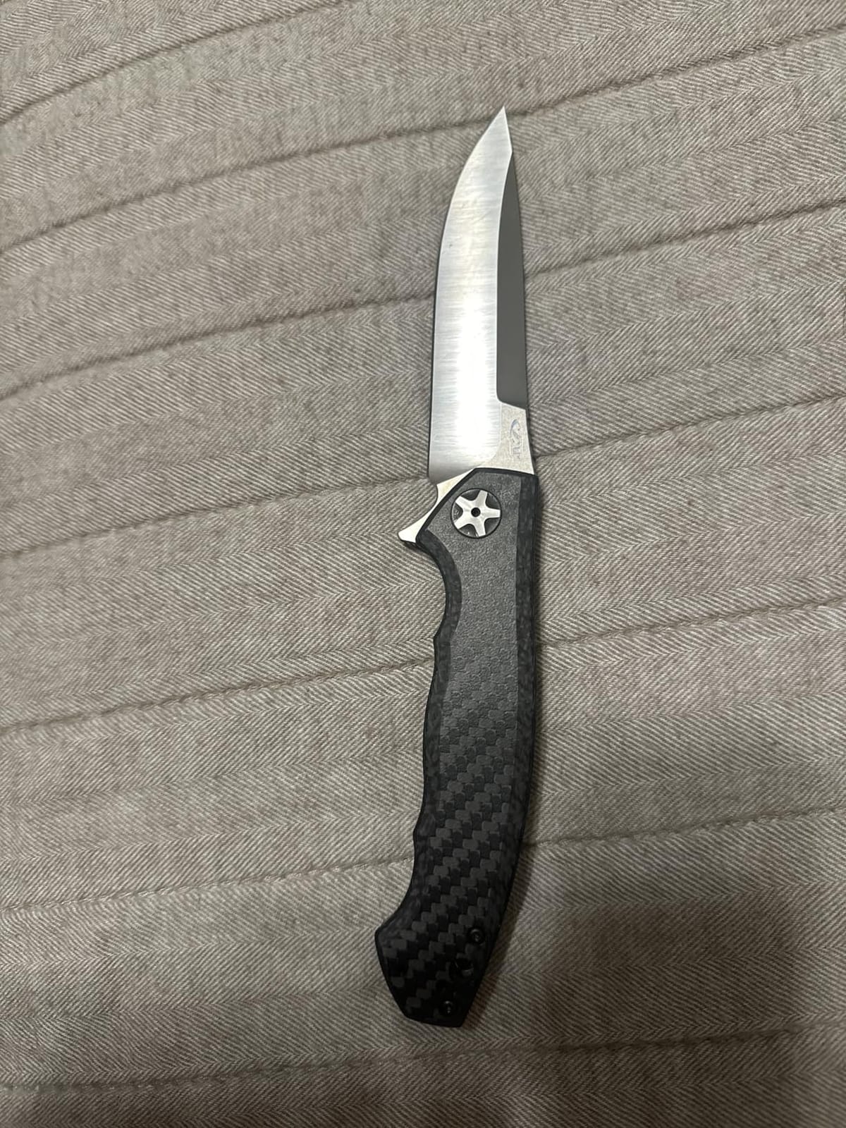 Zero Tolerance 0452CF; Pocket Knife with Dual-Finished S35VN Steel Blade, Front and Titanium Back Handle Scales, KVT Ball-Bearing Opening, Frame Lock, Deep-Carry Pocketclip; 4.6 OZ.,Large customer photo 1