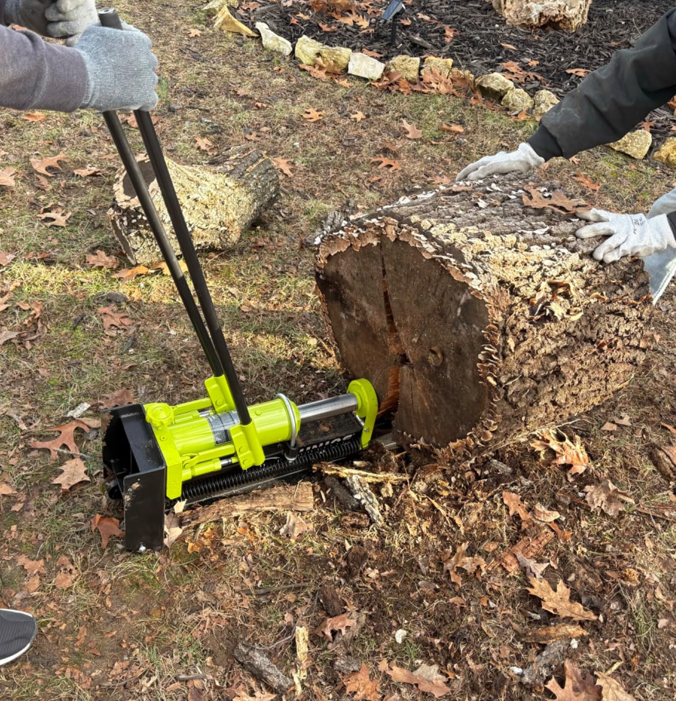 Sun Joe Cordless Manual Hydraulic Steel Beam Log Splitter, Portable and Compact, 10 Ton Capacity - Wood Splitting Machine and Equipment for Fireplace, Firewood, & Fire Stove Logs, LJ10M customer photo 1