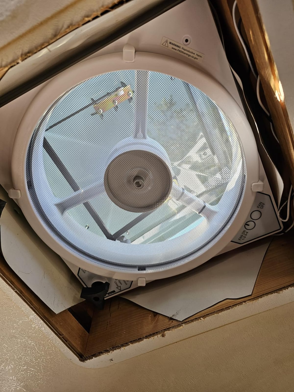 MAXXAIR Original Maxxfan - Vent, Fan & Rain Protection All-in-One, High Powered 4-Speed Exhaust Only Fan, Manual Knob Control, 14