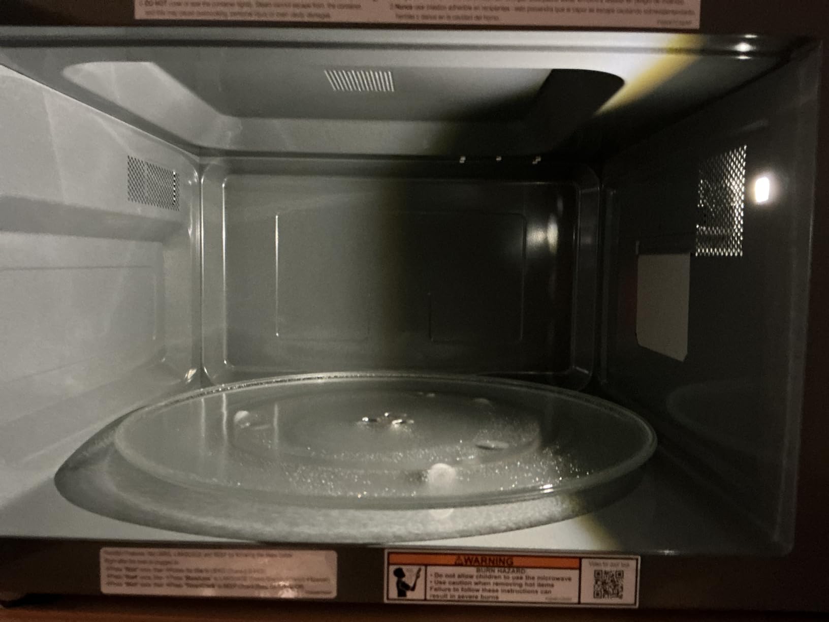 Panasonic Microwave Oven with Cyclonic Wave Inverter Technology, 1250W, 2.2 cu.ft. Countertop Microwave with Genius Sensor One-Touch Cooking - NN-SD975S (Stainless Steel/Silver) customer photo 2