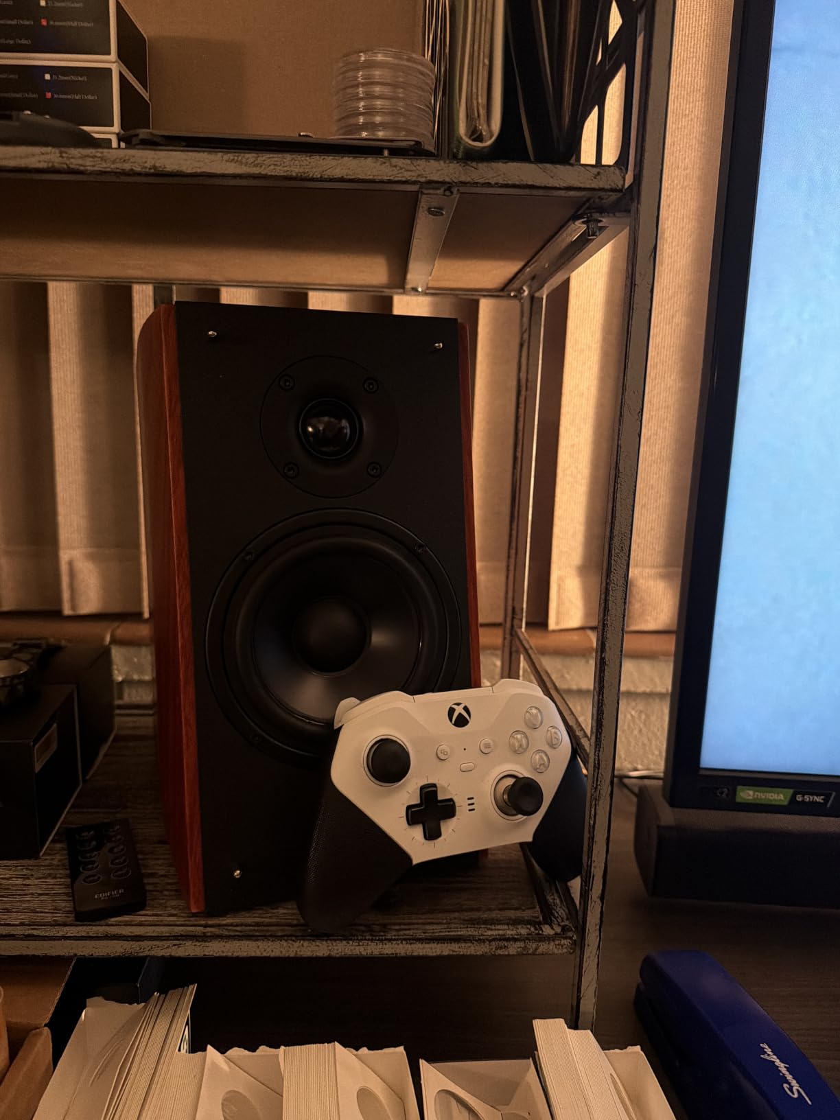 Edifier R2000DB Powered Bluetooth Bookshelf Speakers - Near-Field Studio Monitors - Optical Input - 120 Watts RMS (Black) customer photo 1