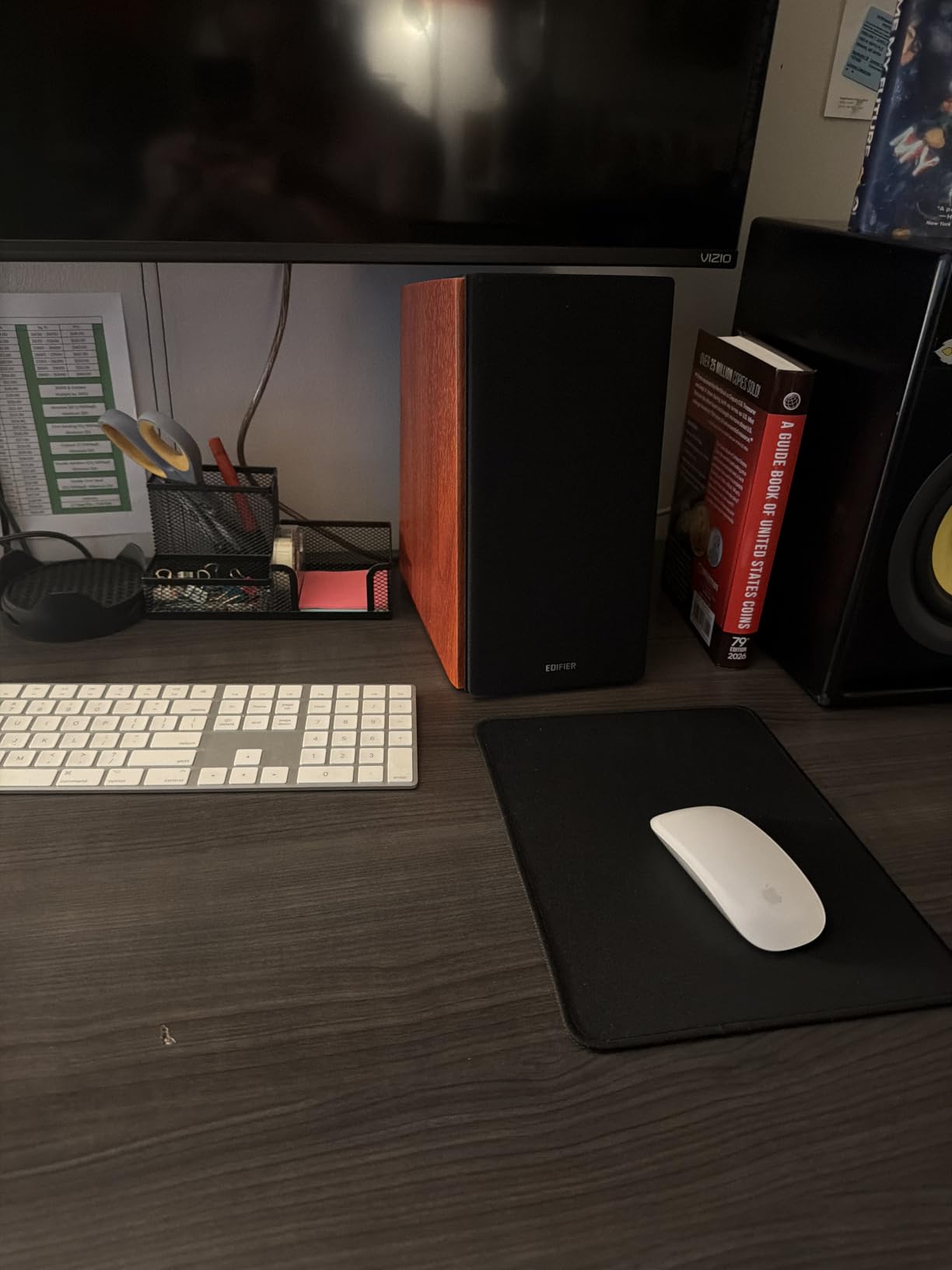 Edifier R2000DB Powered Bluetooth Bookshelf Speakers - Near-Field Studio Monitors - Optical Input - 120 Watts RMS (Black) customer photo 2