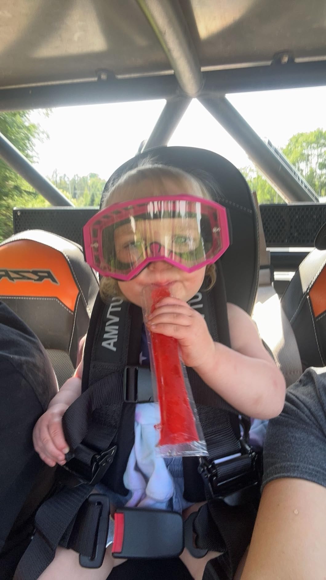 UTVMA RZR 1000 and 900 (2014-2023) Bump Seat with 4-Point Harness | Kids Seat | Jump Seat | All Models (XP, Turbo, Turbo S, High Lifter, Sport, Premium, Ultimate) (Black) customer photo 1
