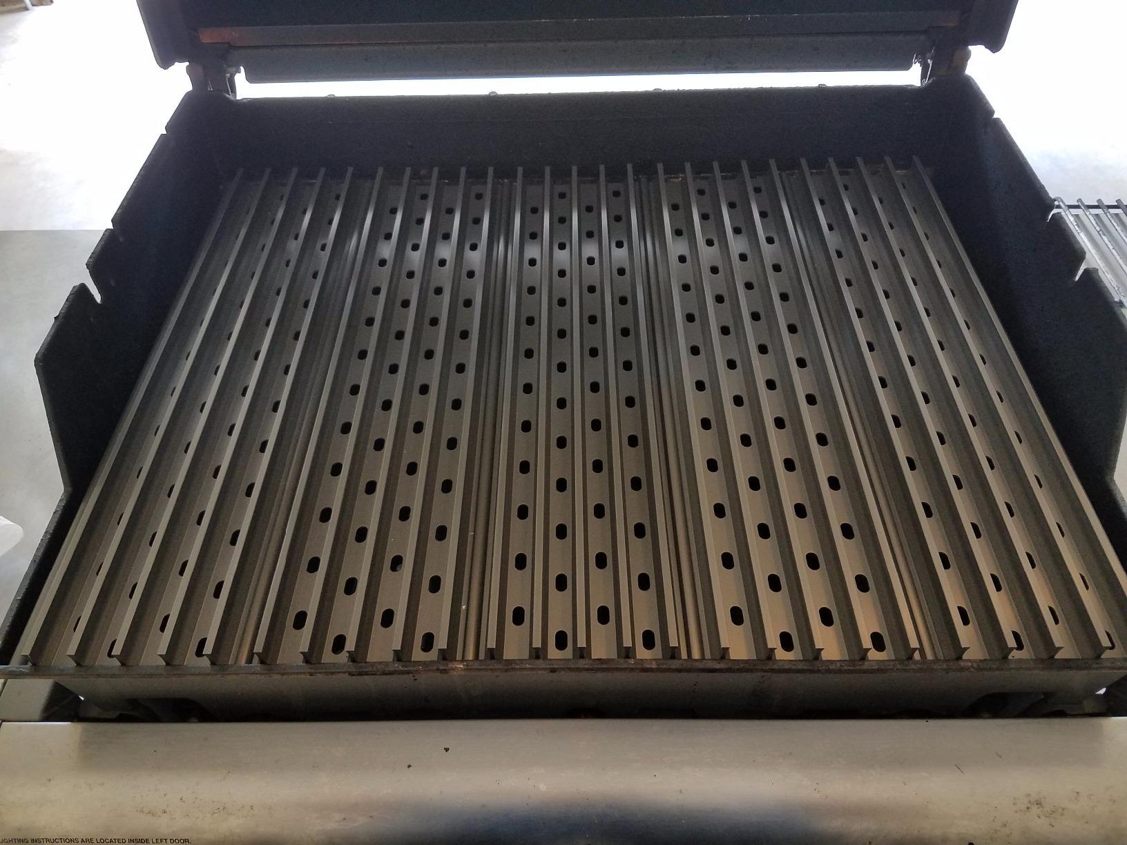 Replacement Grate Set for Weber Genesis Grills ('07-'16) | Hard Anodized Aluminum | Includes 5 Interlocking Panels & GrateTool customer photo 1