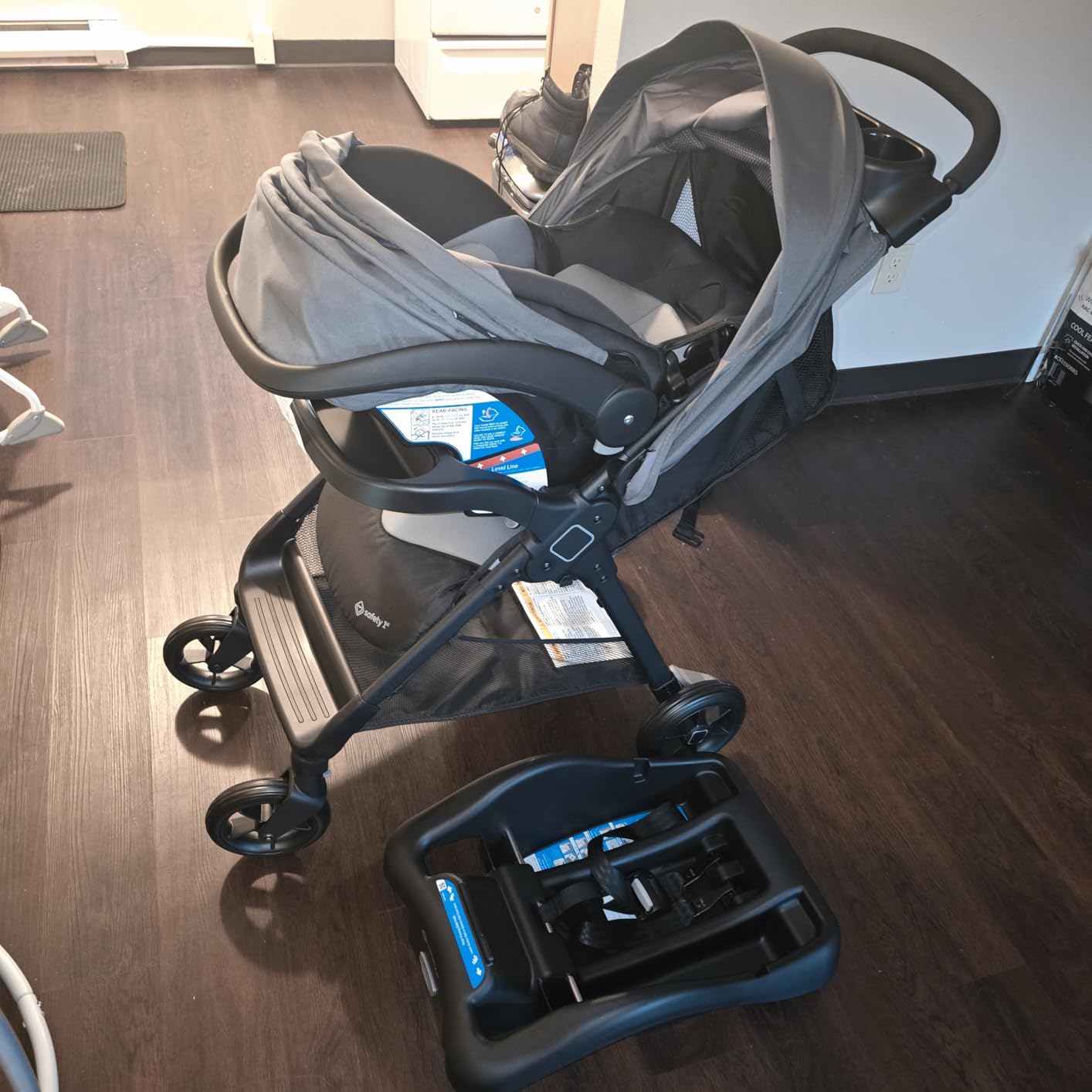 Safety 1st Smooth Ride Travel System Stroller and OnBoard FLX Infant Car Seat, Newborn to Toddler Baby Combo, Easy-Install, Large Canopy, Ample Storage, Foldable, Rear-Facing 4-30 lbs, Monument customer photo 2