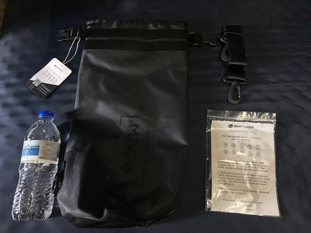 SLNT Faraday Dry Bag - Waterproof Signal Blocking Bag (5 Liter) | 5 RFID/NFC blocking sleeves, ultra-slim profile, blocks 13.56MHz and 125kHz frequencies customer photo 2