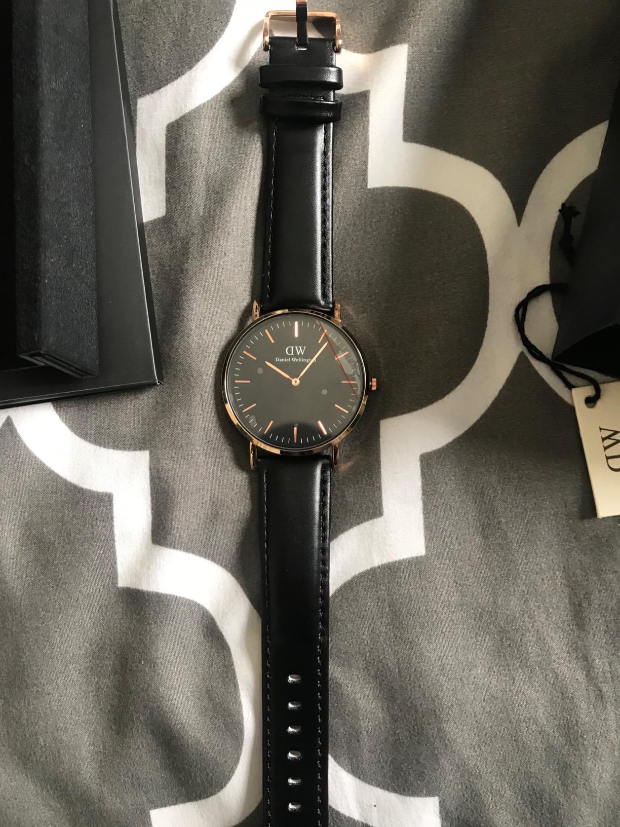 Daniel Wellington Classic Reading Watch, Italian Black Leather Band customer photo 1
