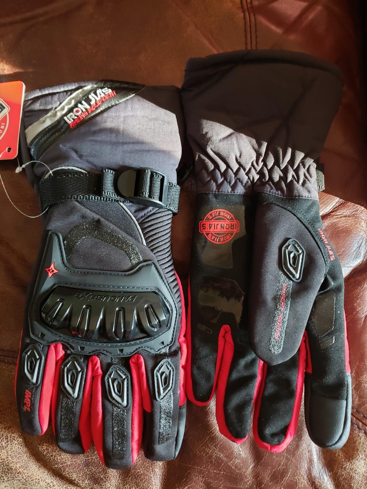 IRON JIA'S Winter Motorcycle Gloves with CE Level 1KP Protection | Plush Lining, 3M Insulation, Waterproof, Windproof, Touchscreen, Knuckle Protection, Shock-Absorbing Palm, Non-Slip Grip customer photo 1