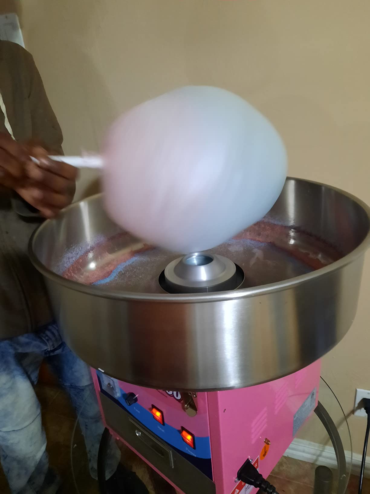 Cotton Candy Machine Cart, SPIN-2000 Electric Candy Floss Maker, Commercial-Grade customer photo 1