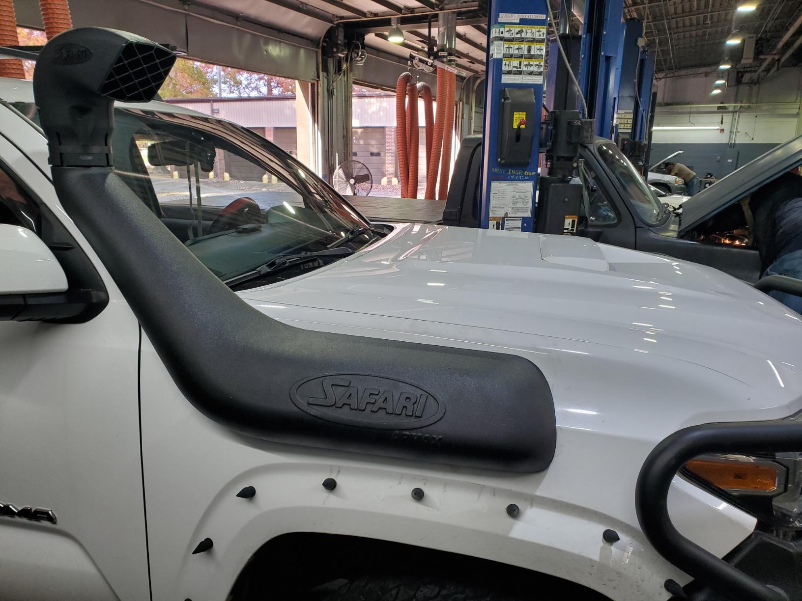 ARB SS172HP Safari Snorkel Air Intake kit ARMAX For Toyota Tacoma 2016-2021, Ideal for protecting your engine from dust, water while traveling customer photo 1