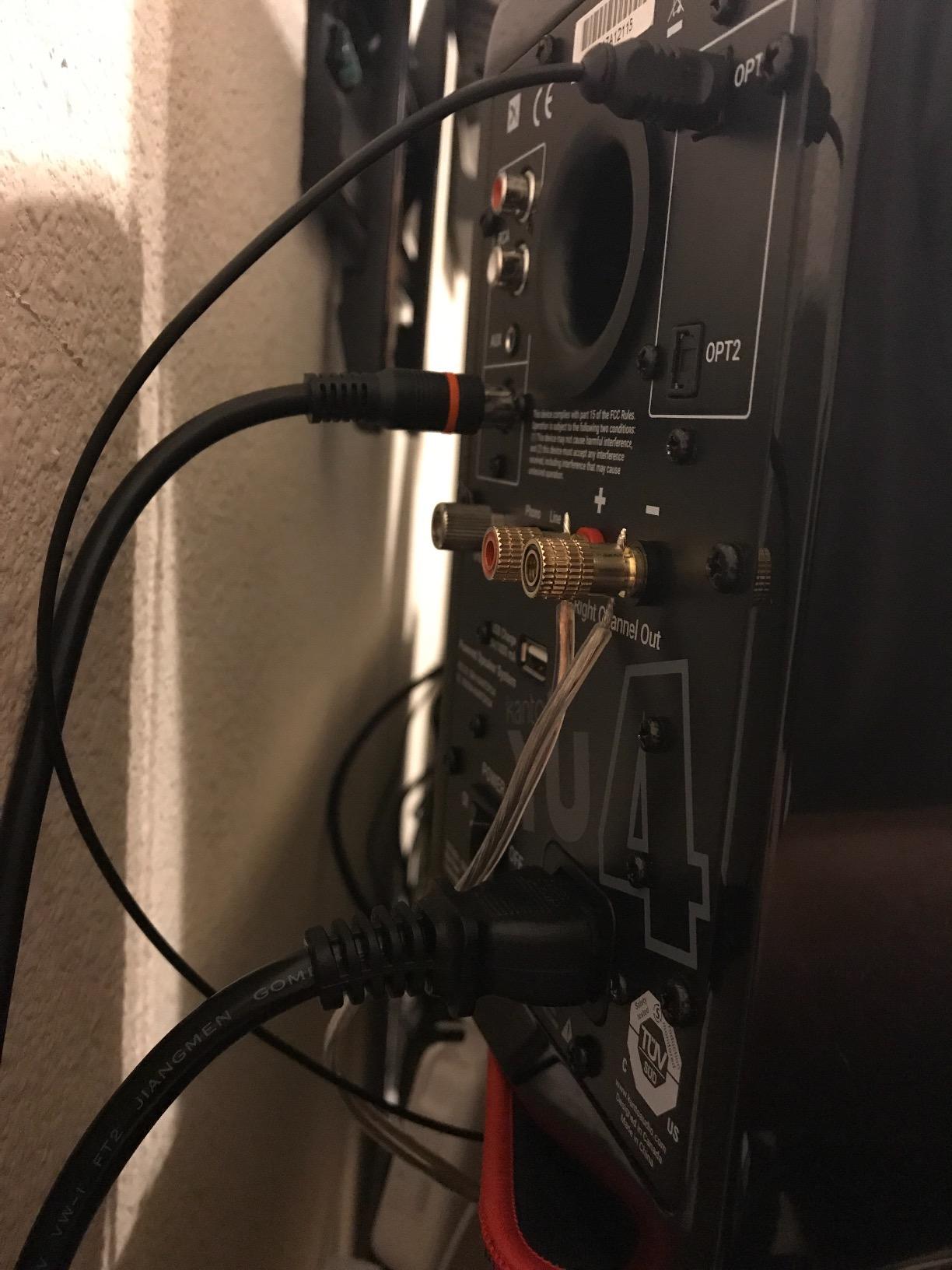 Kanto YU4 Powered Speakers with Bluetooth and Built-in Phono Preamp | Auto Standby and Startup | Remote Included | 140W Peak Power | Matte Black | Pair customer photo 2