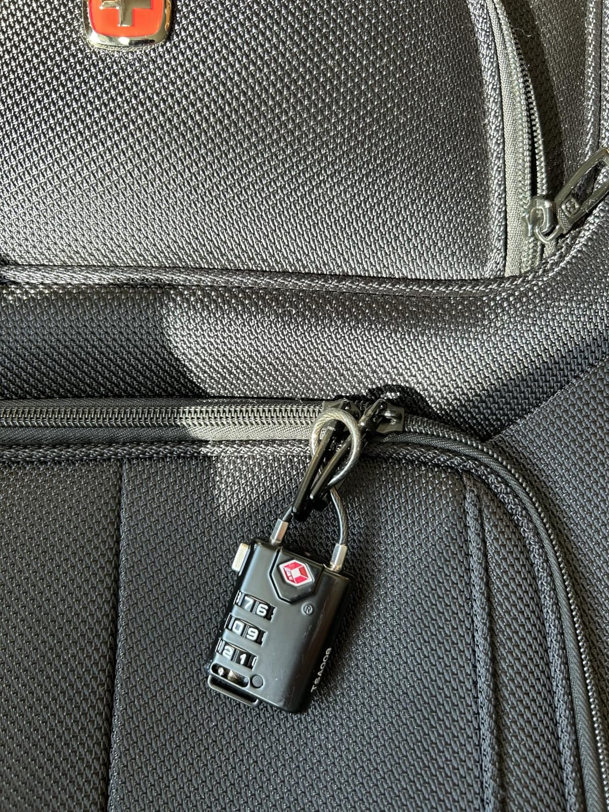 TSA Approved Cable Luggage Locks, Re-settable Combination with Alloy Body customer photo 1