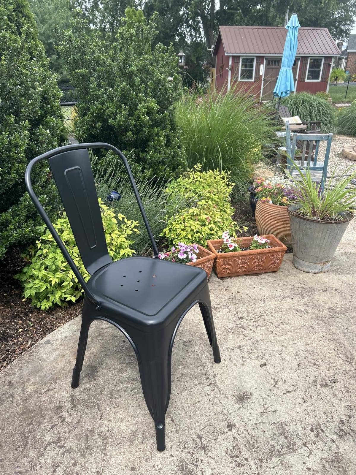 FDW Metal Dining Chairs Set of 4, Black | 330lbs Load | Stackable Tolix Side Chairs with Backrest | Non-Slip Feet | Indoor/Outdoor Use | Ideal for Kitchen & Restaurants customer photo 1