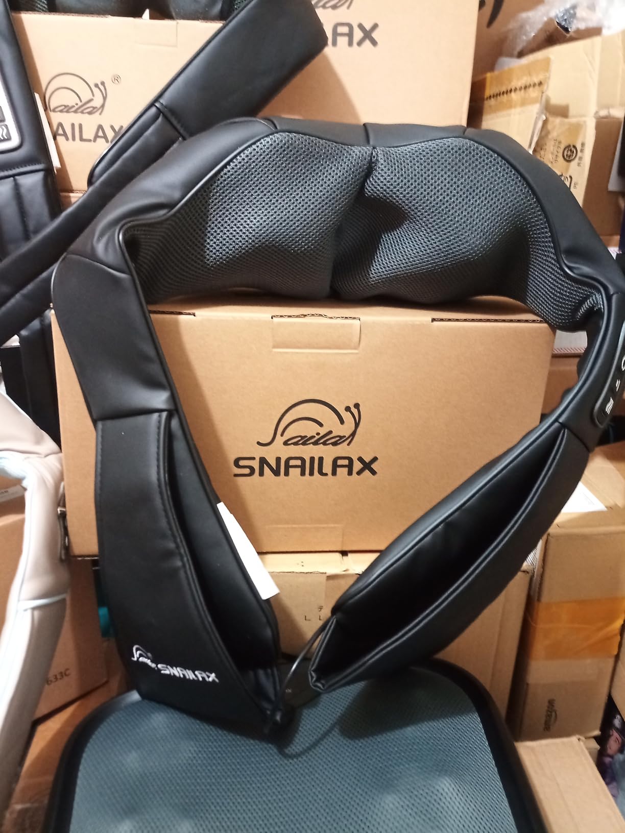 Shiatsu Neck & Shoulder Massager with Heat, Deep Tissue Back Massager customer photo 2