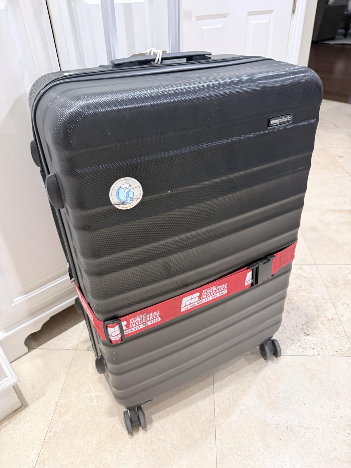 Amazon Basics 3-Piece Hardshell Luggage Set (21