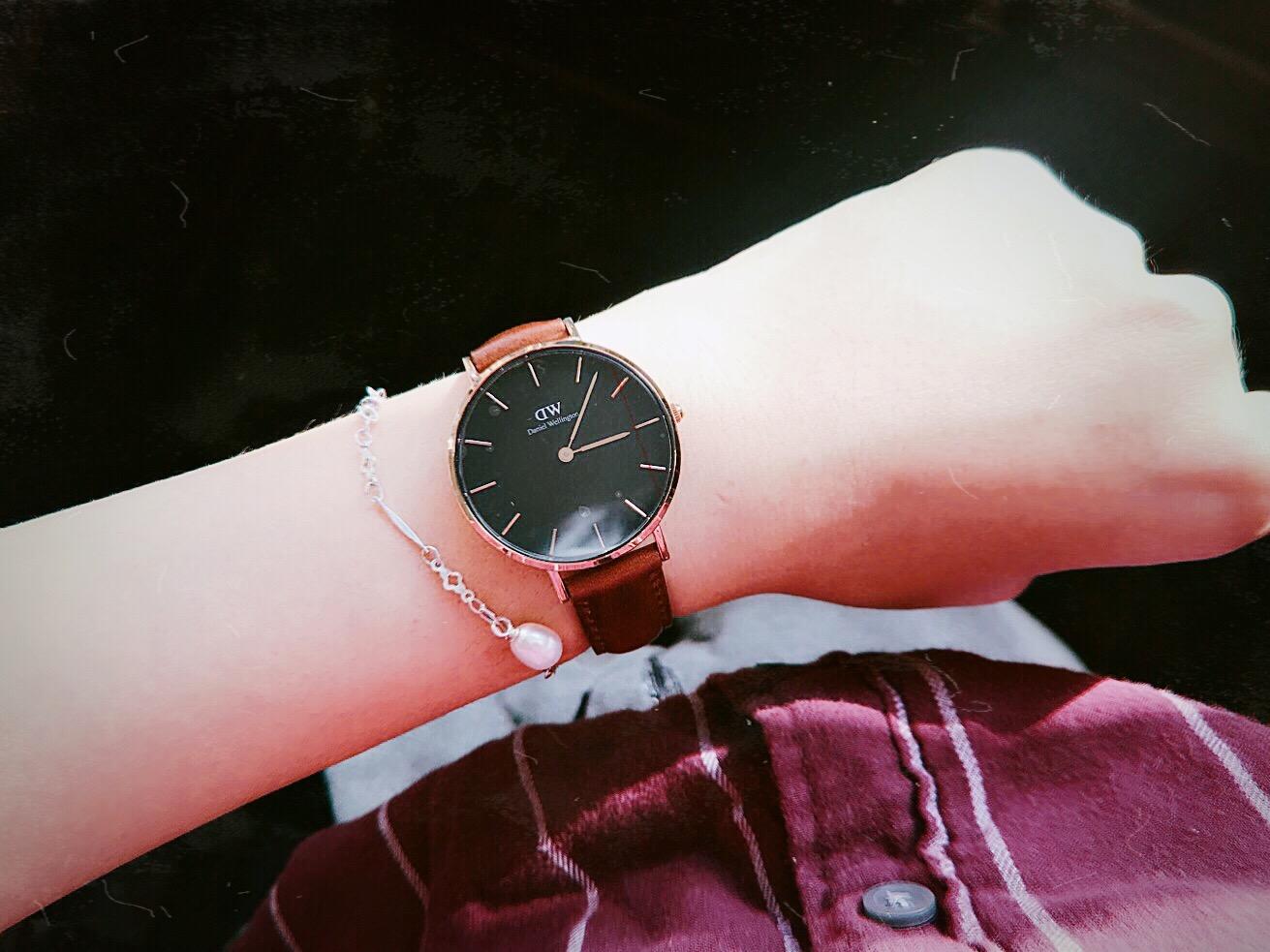 Daniel Wellington Petite Watch - Japanese Quartz Movement, Leather Strap, Water Resistant, Analog Watch for Women - St. Mawes customer photo 1
