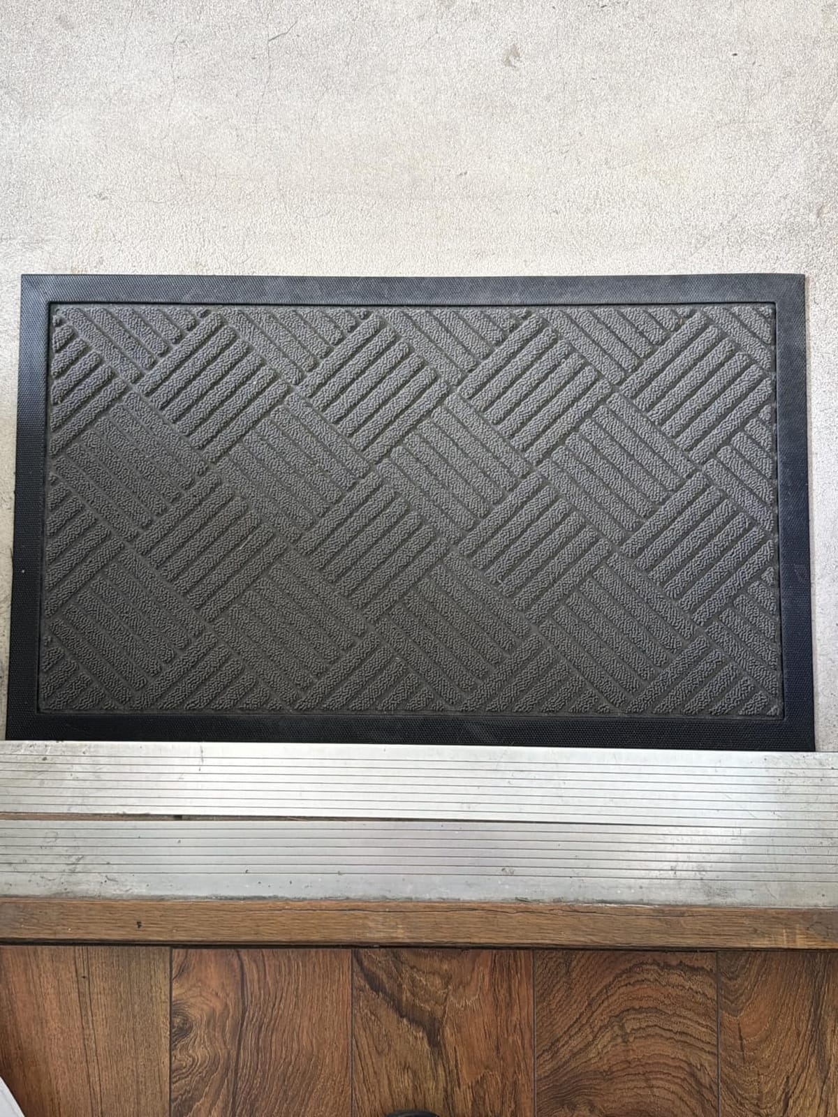 GORILLA GRIP WeatherMAX Door Mat, Indoor Outdoor Use, 29x17 Gray Diamond | 100% Waterproof Outdoor Doormat, Stain and Fade Resistant, Low Profile Front Door Mat customer photo 2