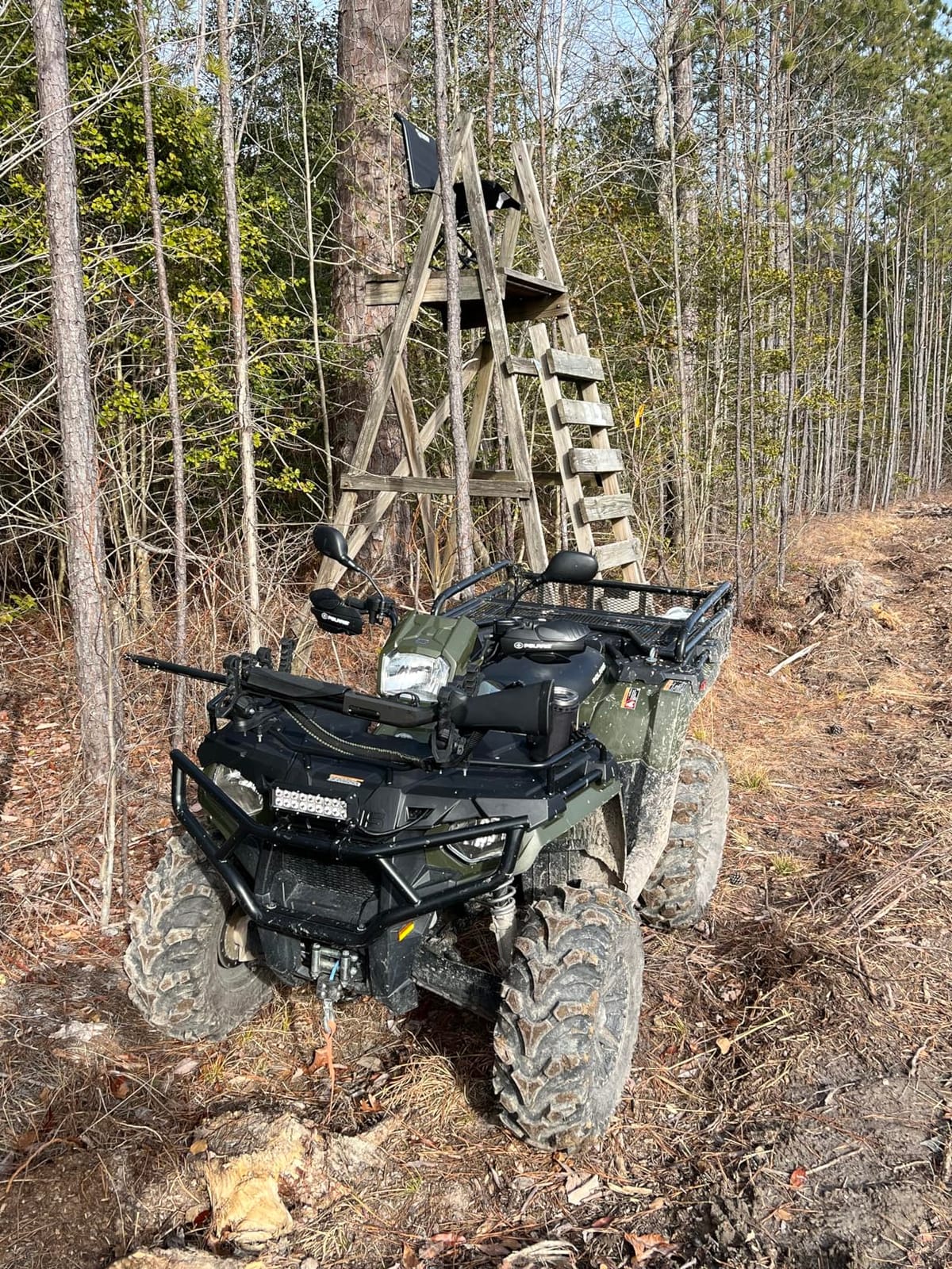 Guide Gear Big Boy Hunting Blind Chair, Portable Folding Seat for Shooting, Comfortable Spin Swivel, 500-lb. Capacity customer photo 1