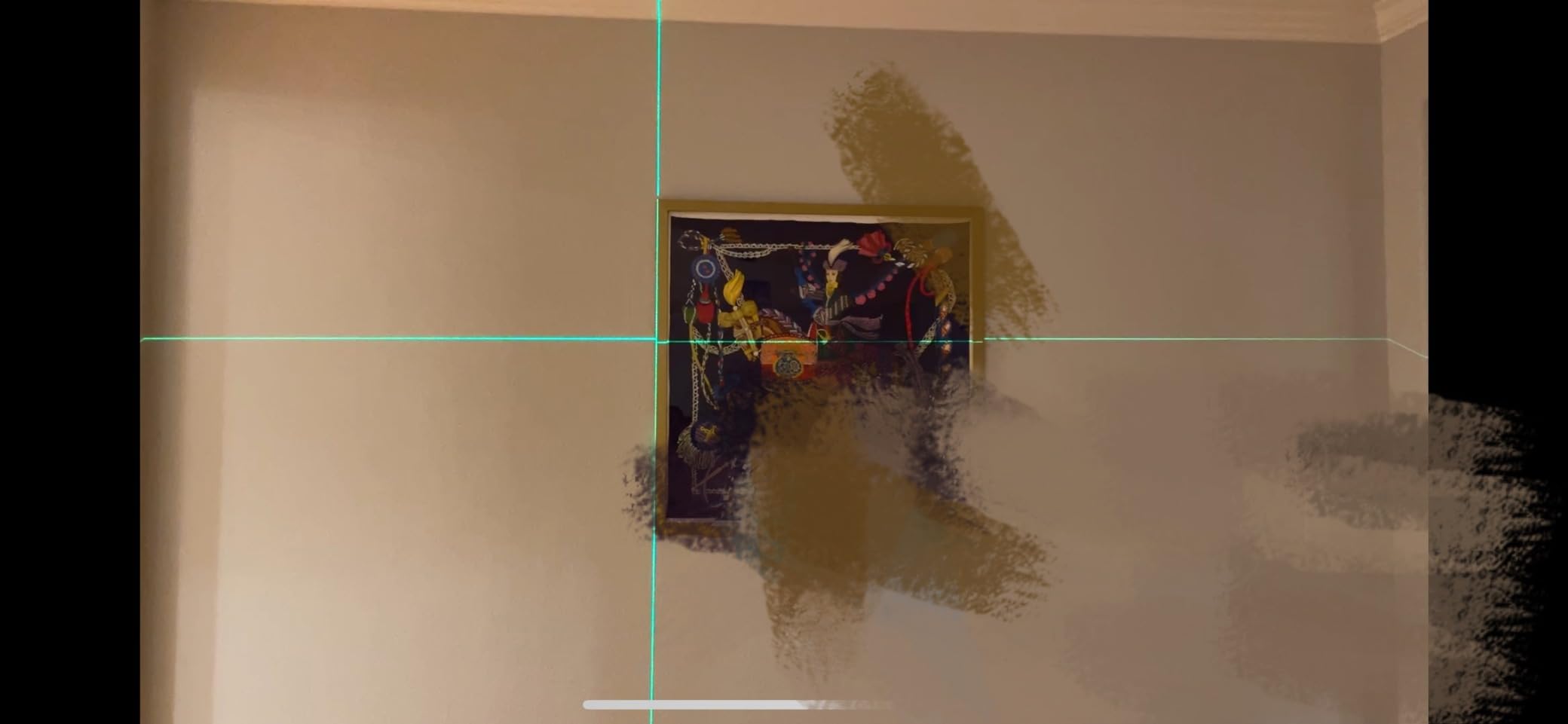 Huepar Laser Level, 100Ft Self Leveling Green Cross Line Laser for Picture Hanging, Tile, Decoration & DIY Construction - 360° Magnetic Base & AA Battery, Indoor Use customer photo 2