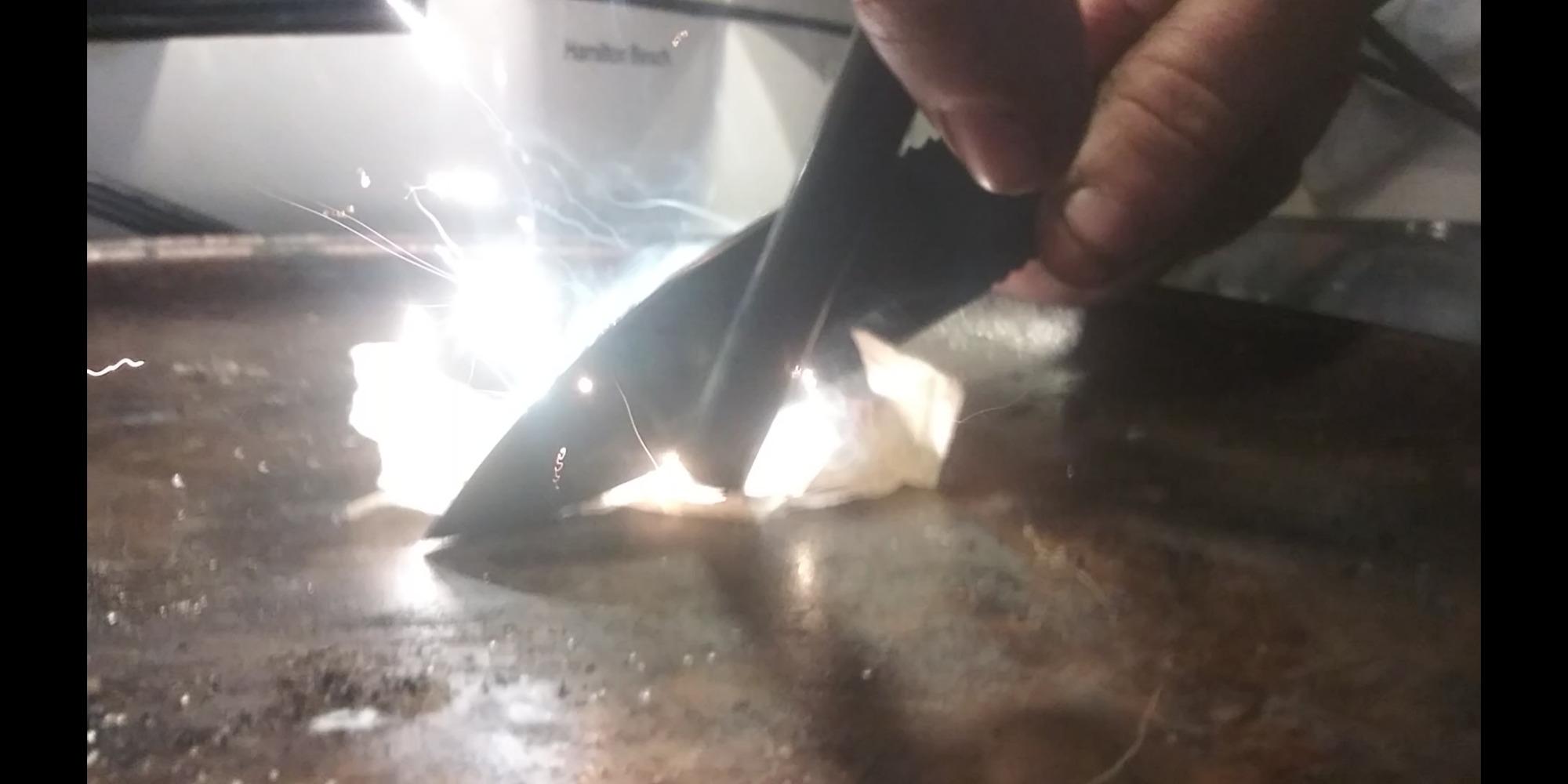 überleben | Zünden Original Ferro Rod Fire Starter Survival Tool - Up to 15,000 Strikes, 3/8