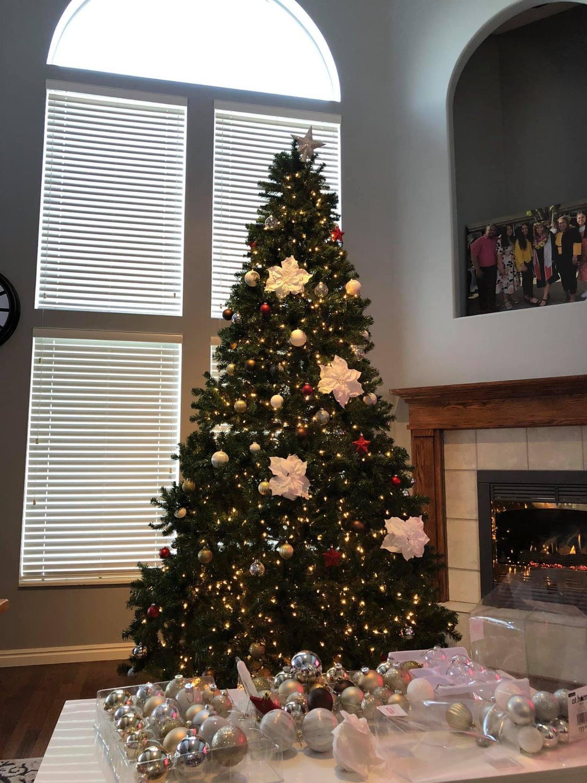 National Tree Company 10ft Unlit North Valley Spruce Christmas Tree | 2,992 Tips, Includes Stand, Artificial, Green customer photo 1